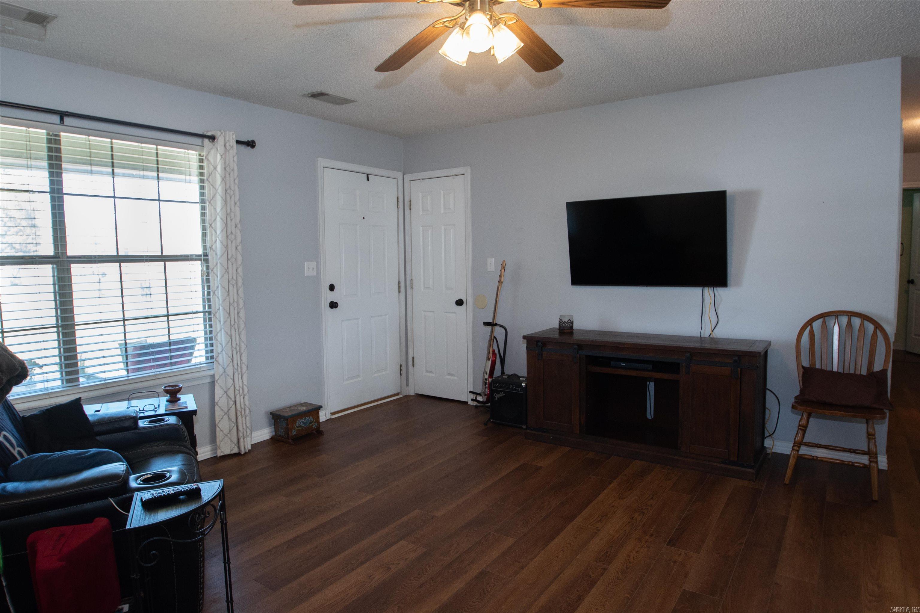 1805 Peachwood  Beebe, AR