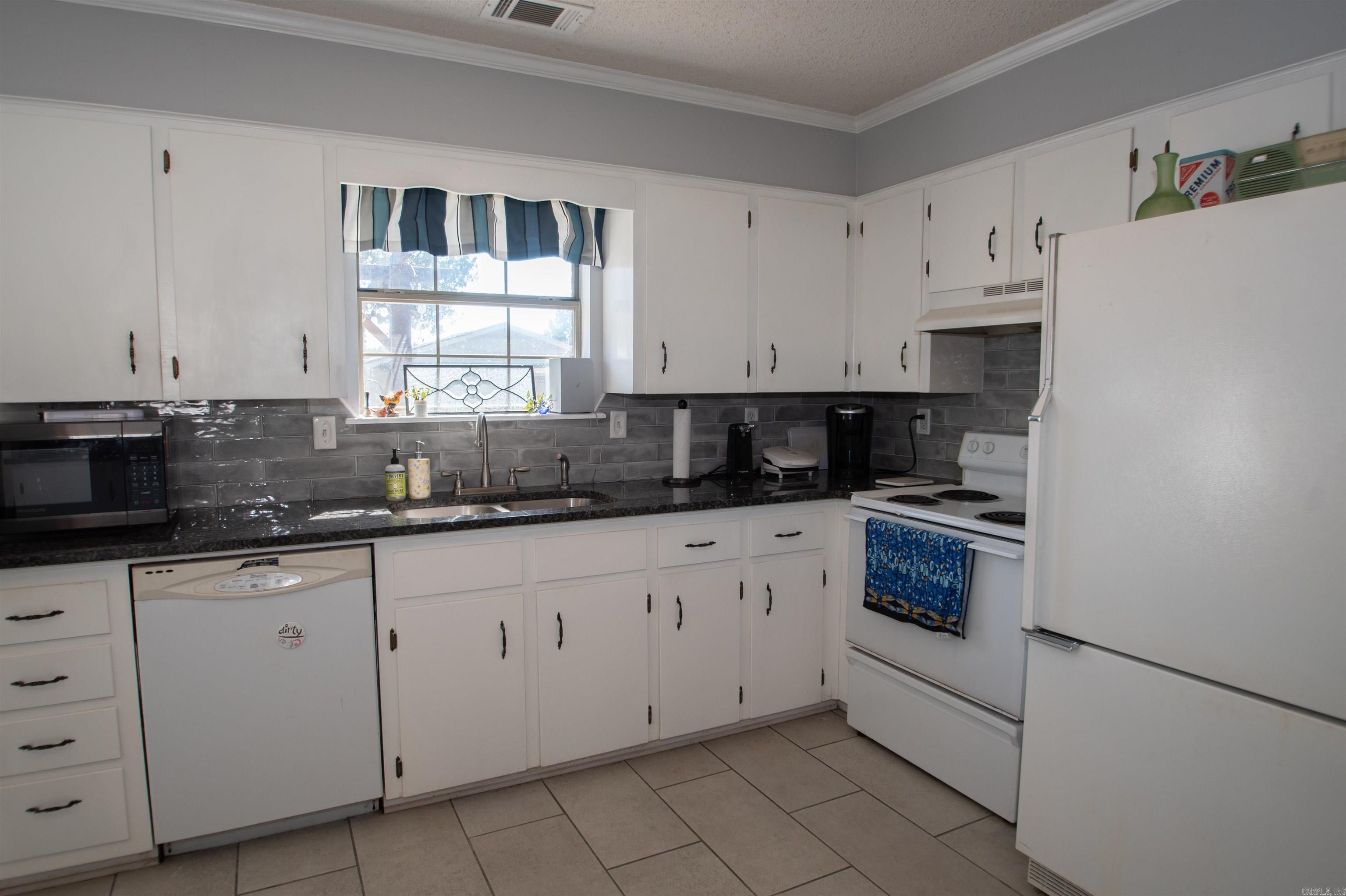 1805 Peachwood  Beebe, AR