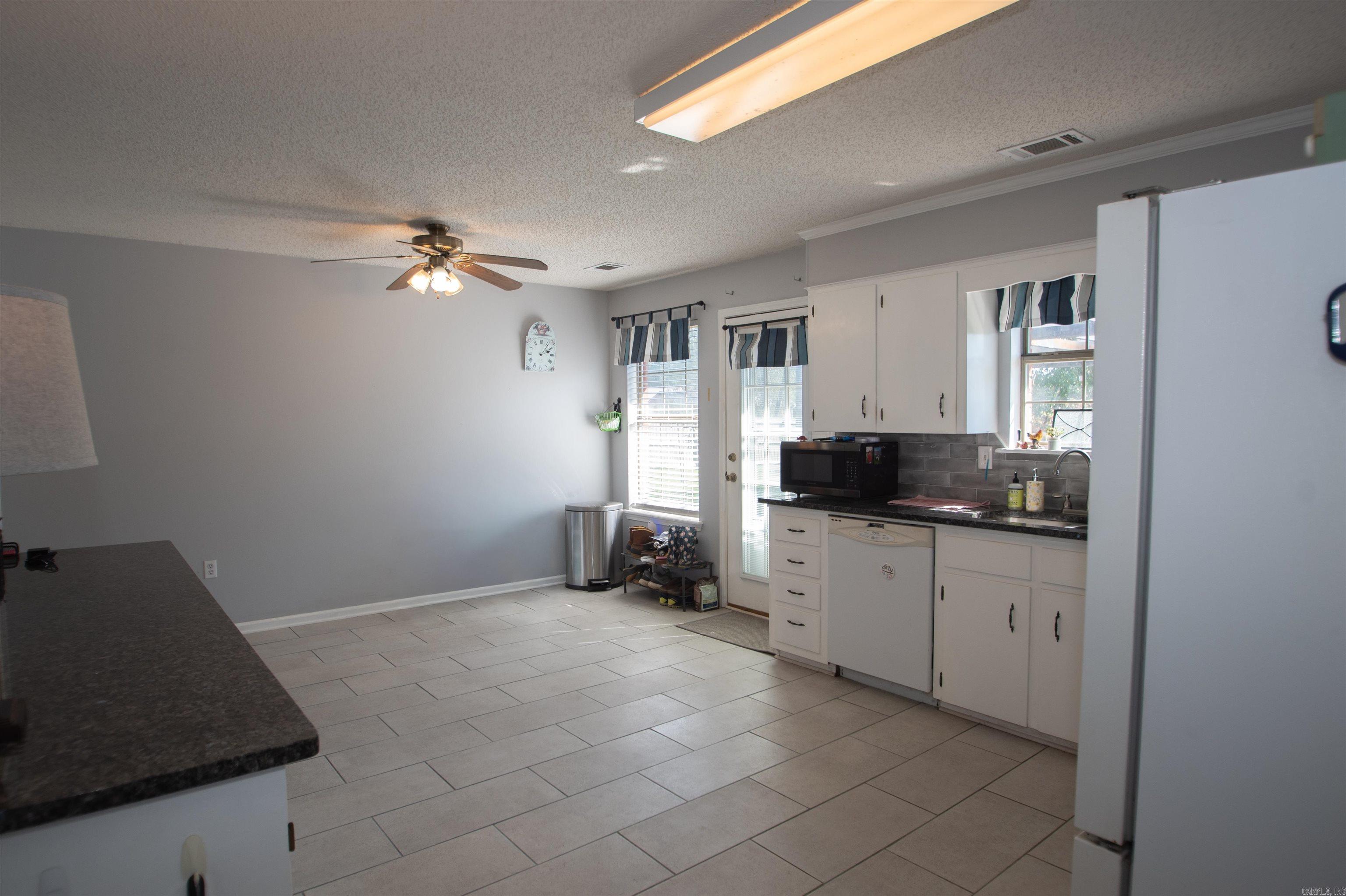 1805 Peachwood  Beebe, AR