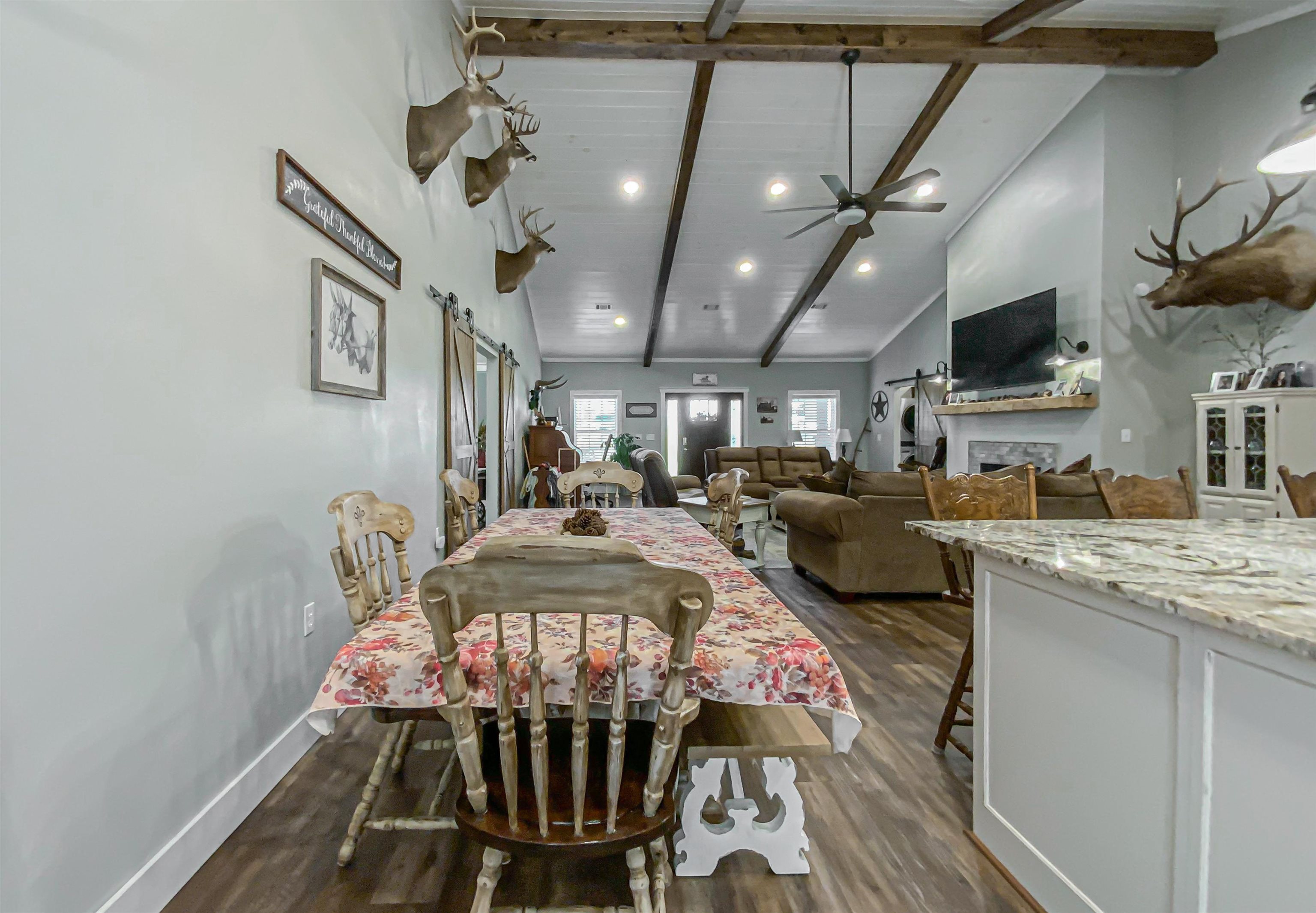 1957 Rockwood Rd  Viola, AR