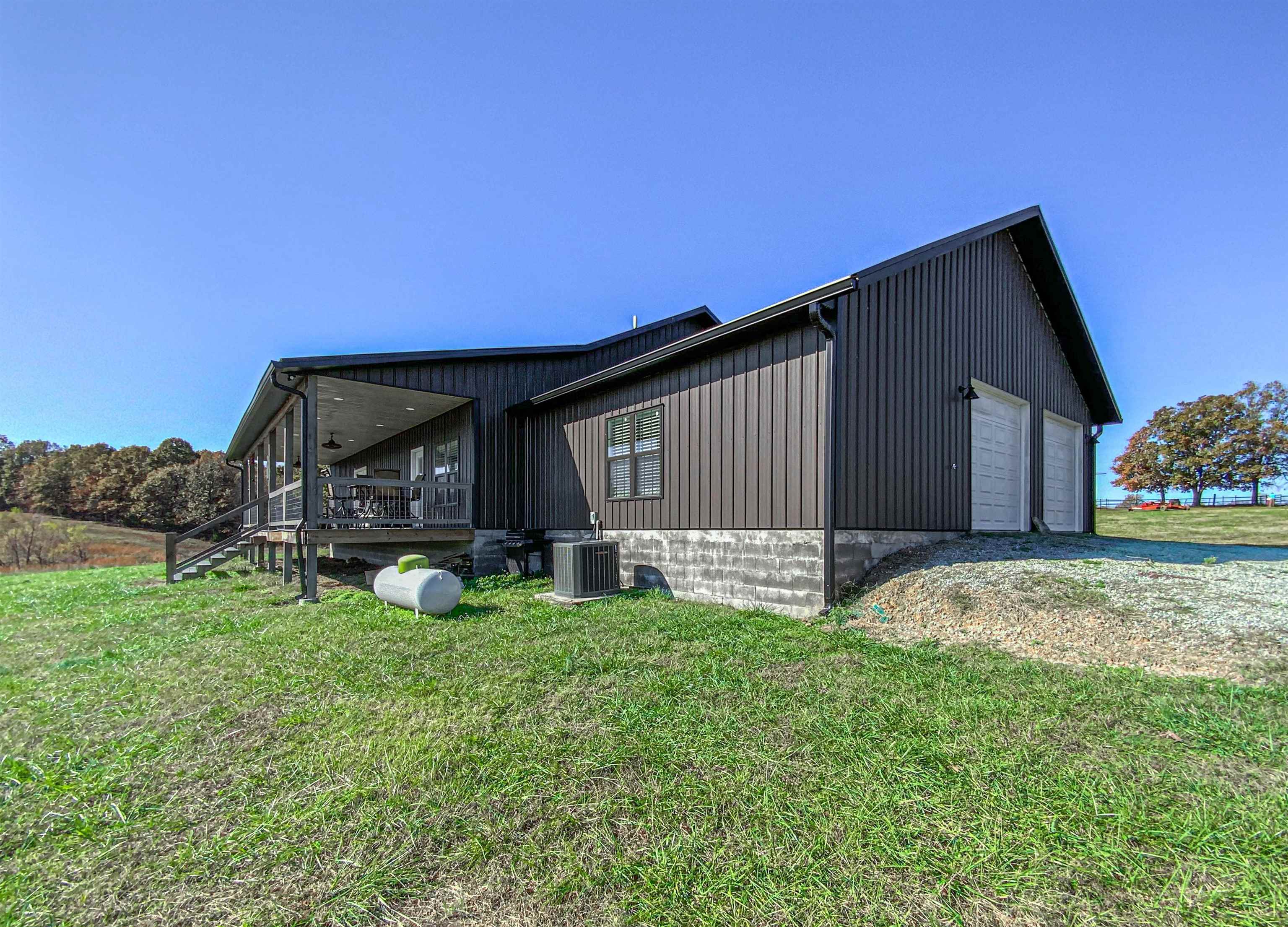 1957 Rockwood Rd  Viola, AR