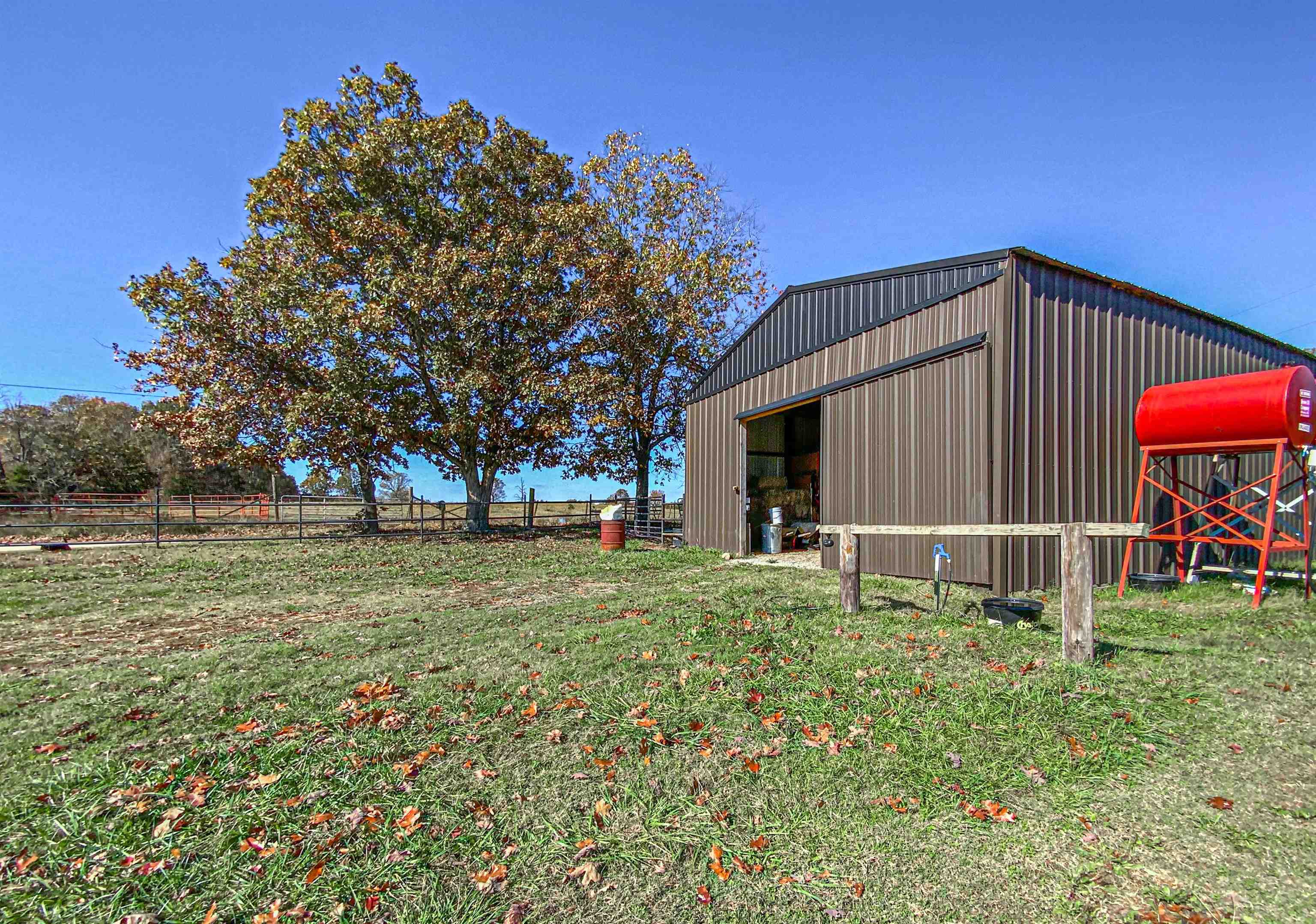 1957 Rockwood Rd  Viola, AR