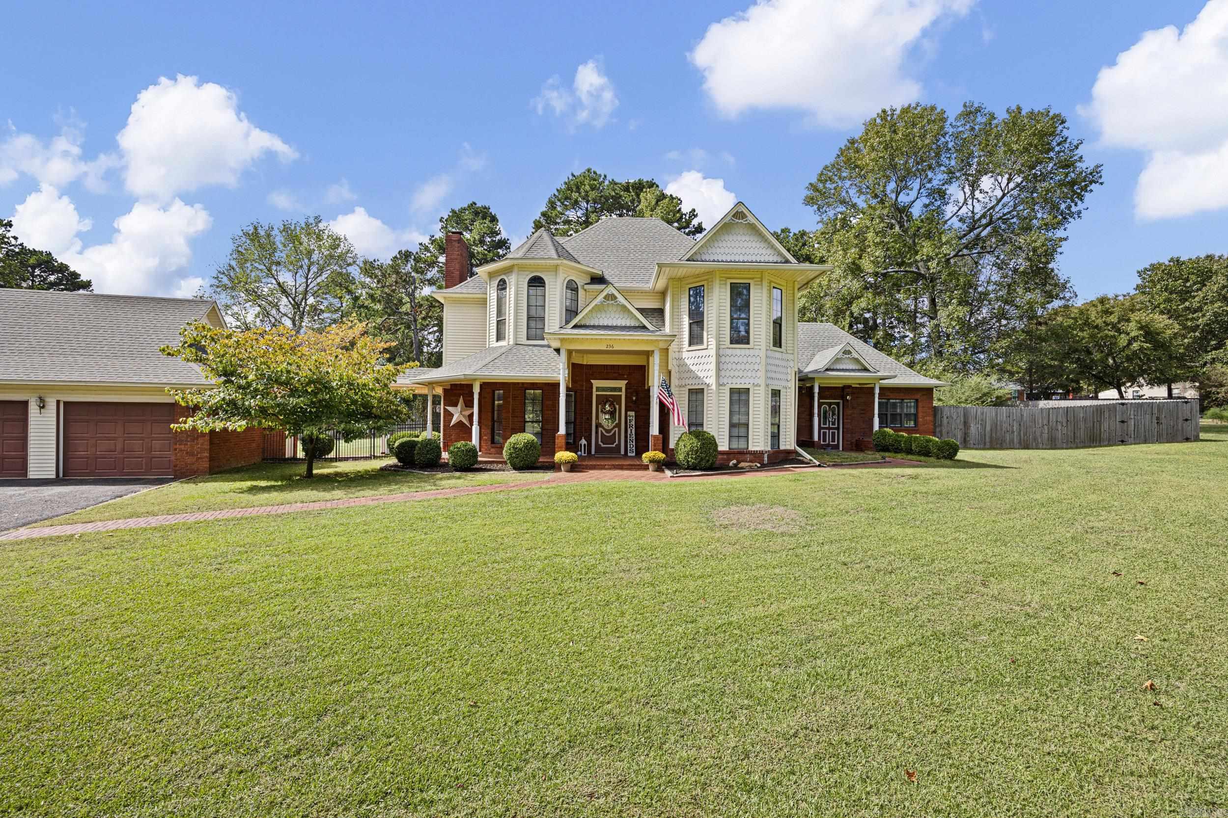 236 Meadow  Russellville, AR