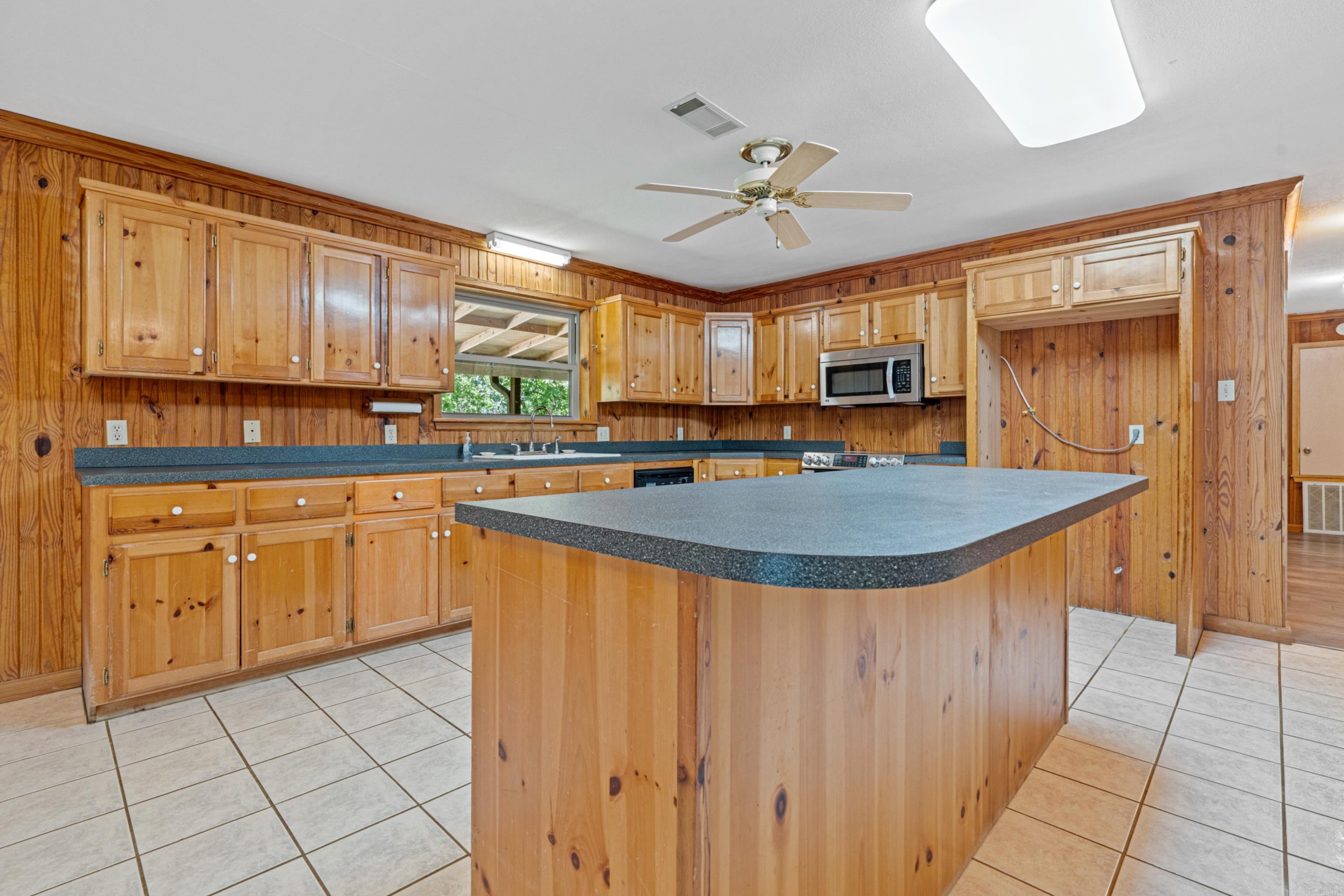 381 Sundown Mtn.  Hot Springs, AR