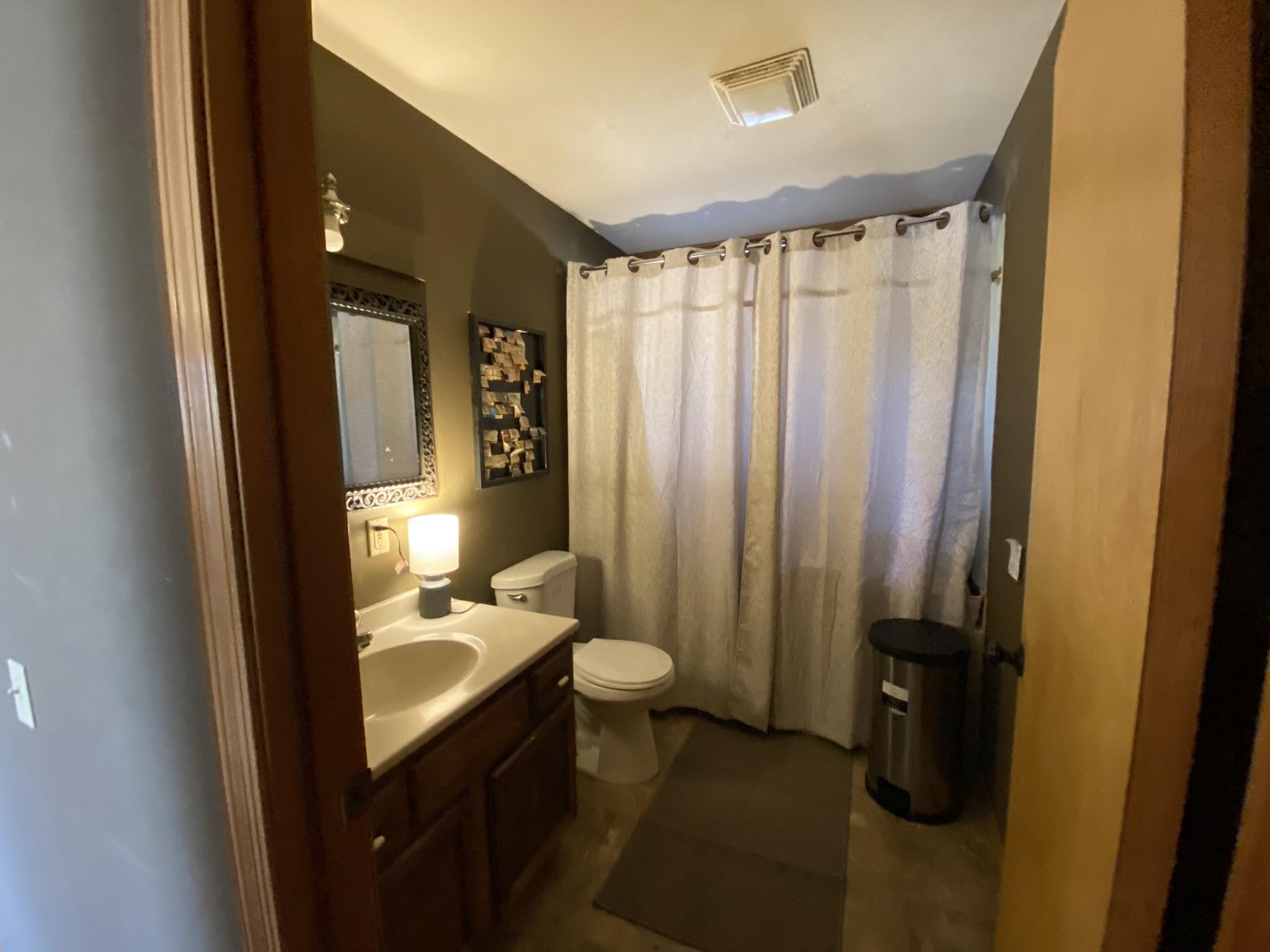 702 Old Dolph Road Calico Rock, AR 72519