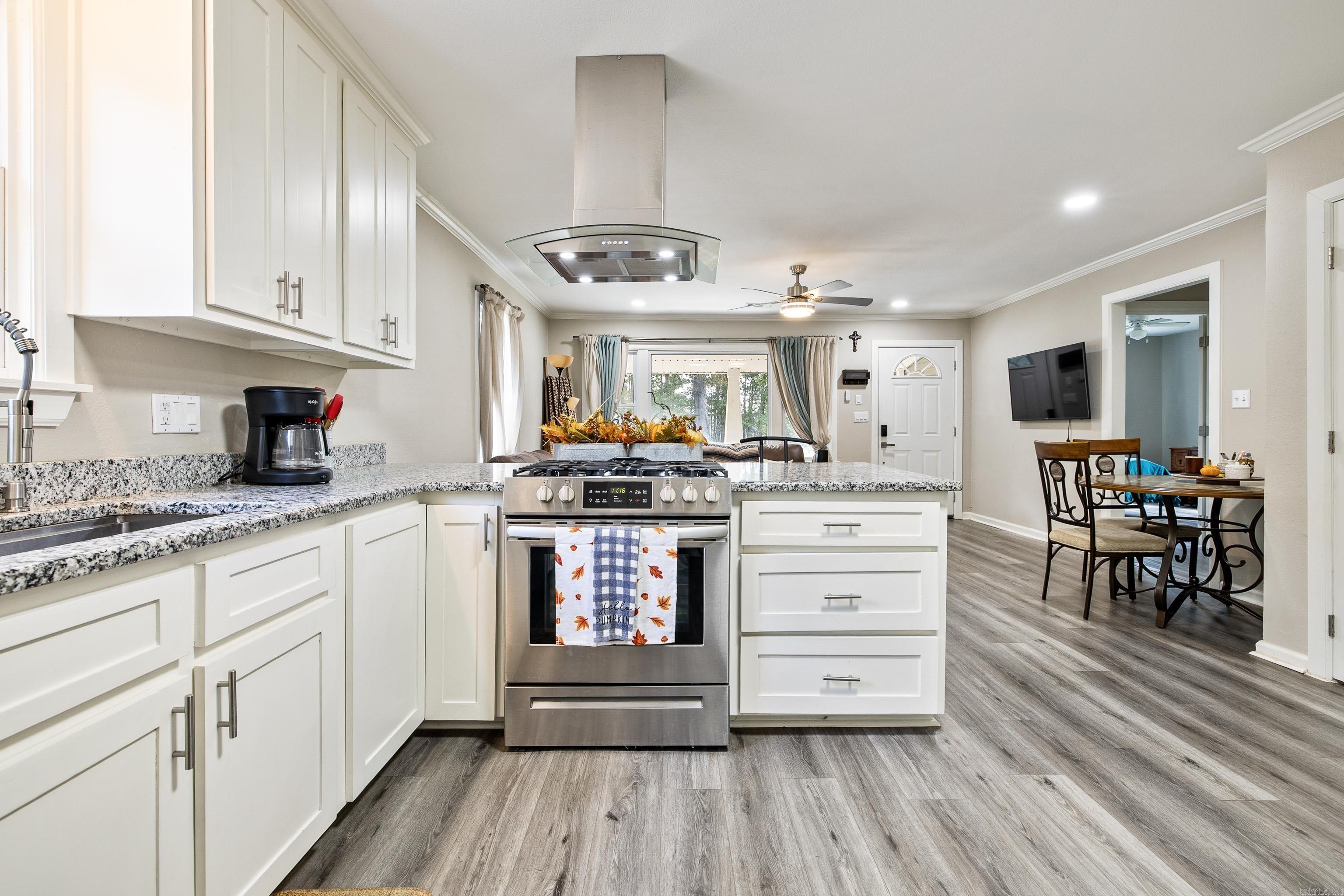 3222 Silica Heights  Benton, AR