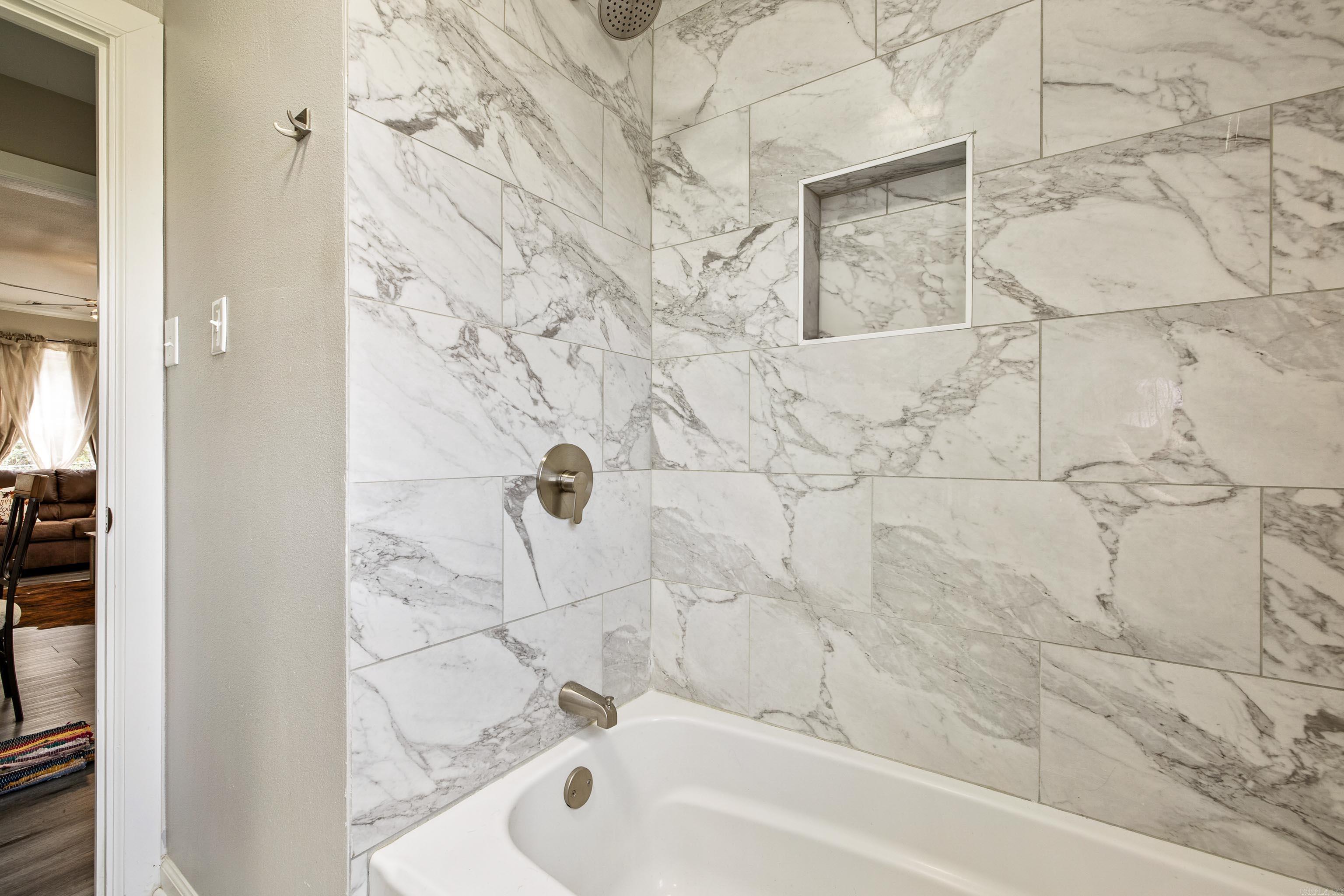 3222 Silica Heights  Benton, AR