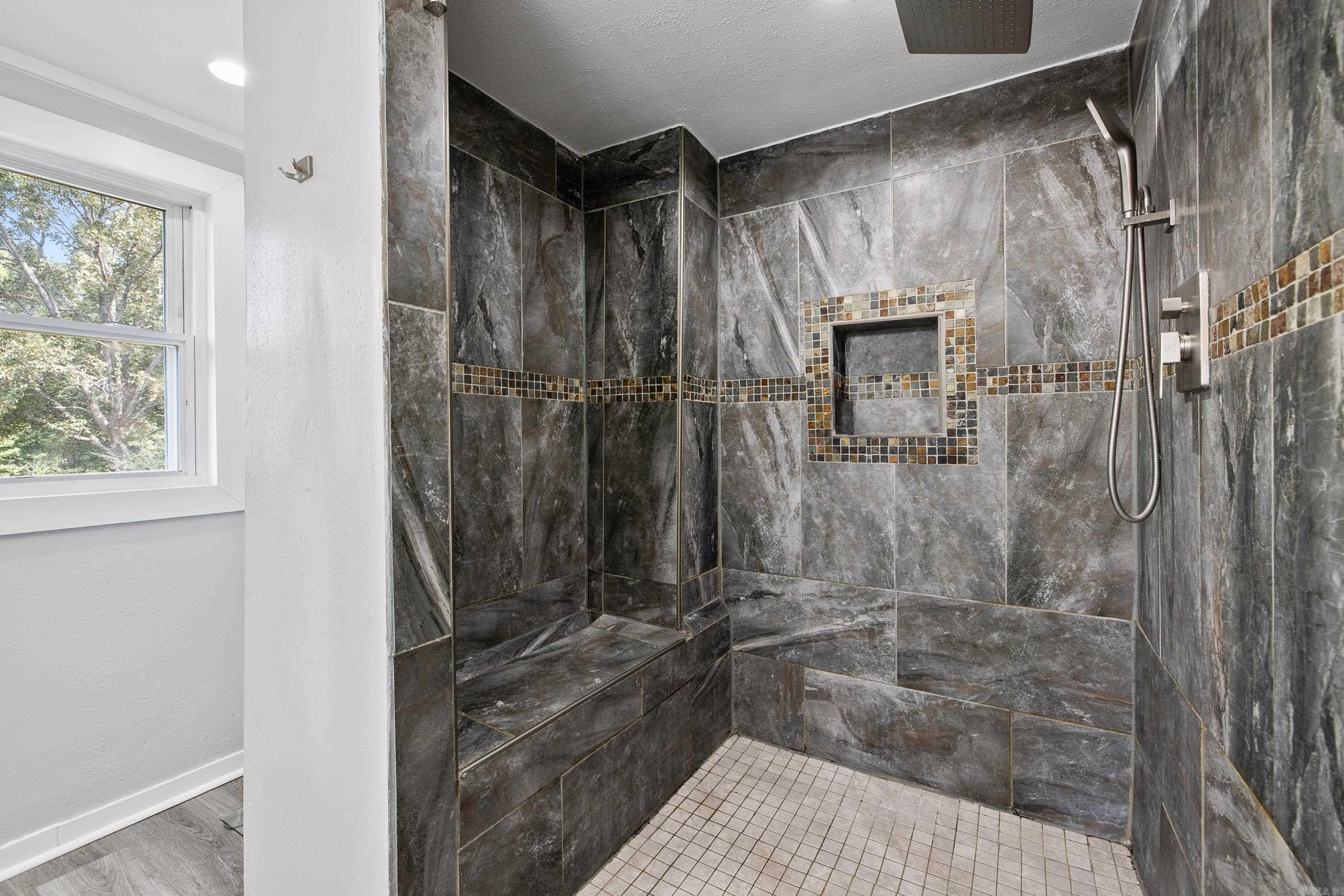 3222 Silica Heights  Benton, AR