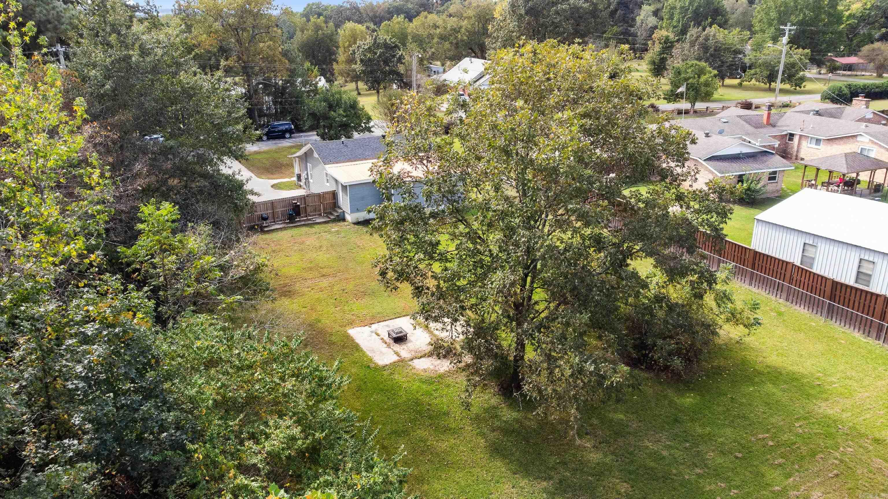 3222 Silica Heights  Benton, AR