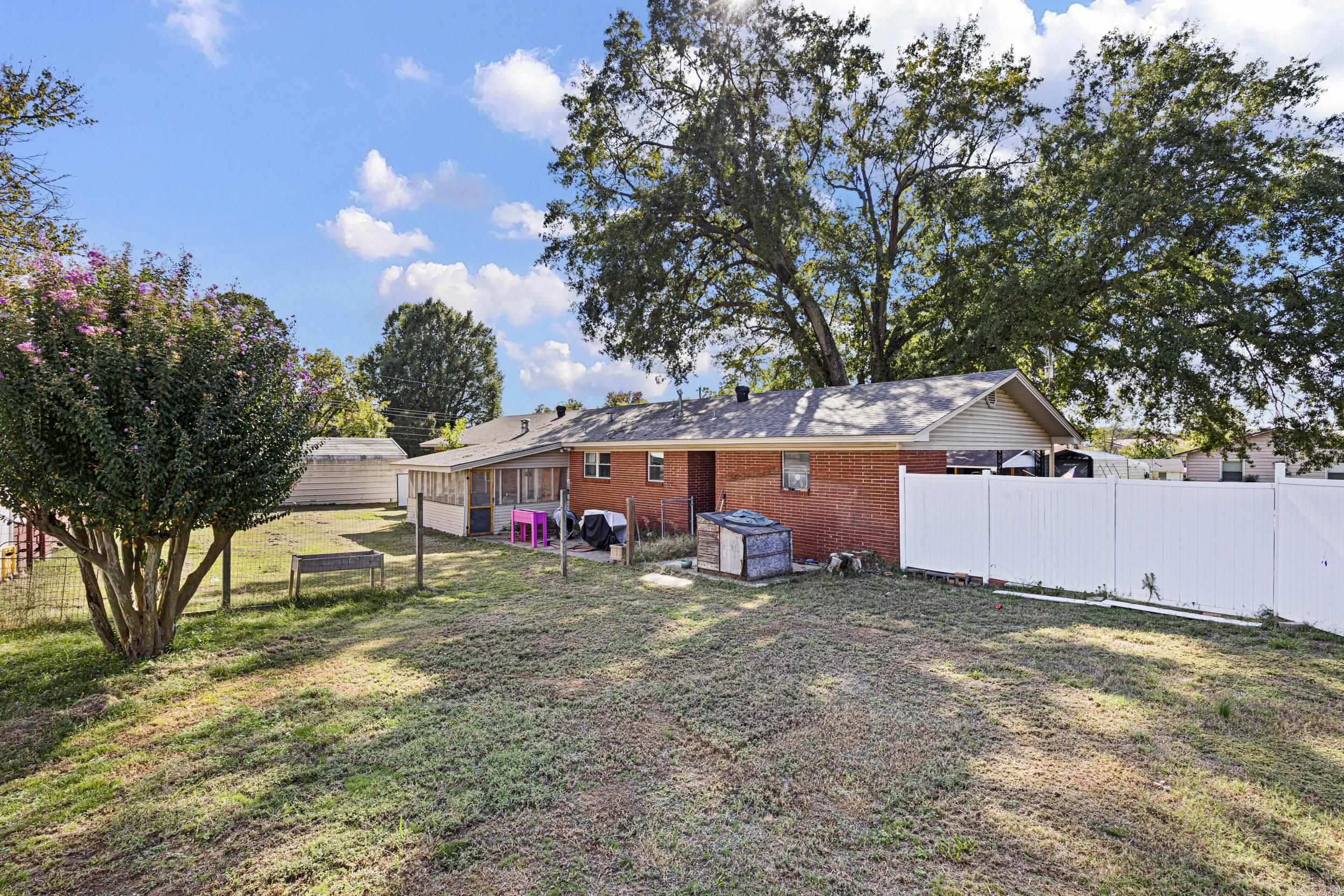 401 Massey  Morrilton, AR