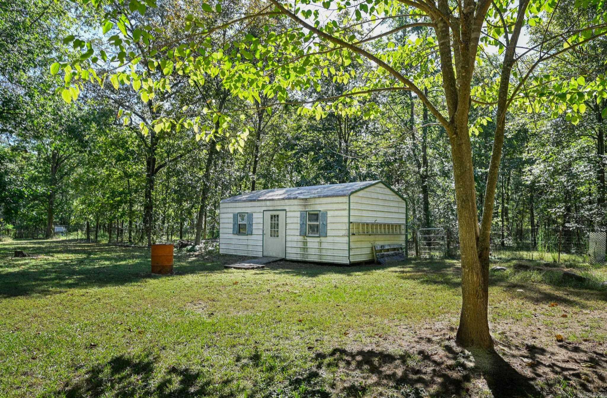 123 Folsom  Mena, AR