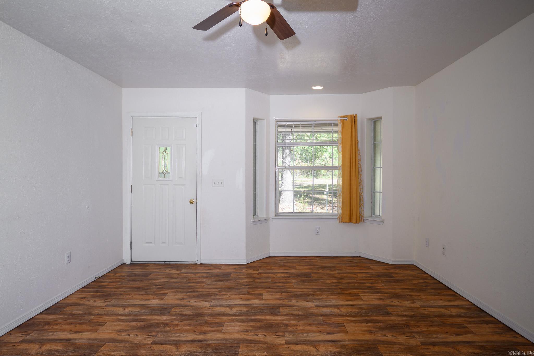 123 Folsom  Mena, AR