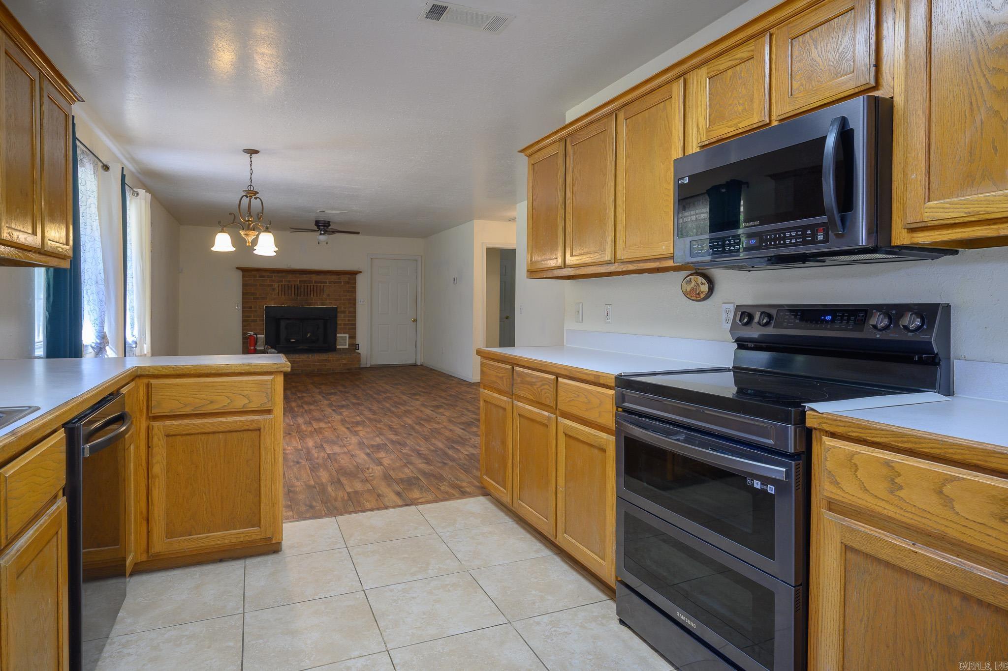 123 Folsom  Mena, AR