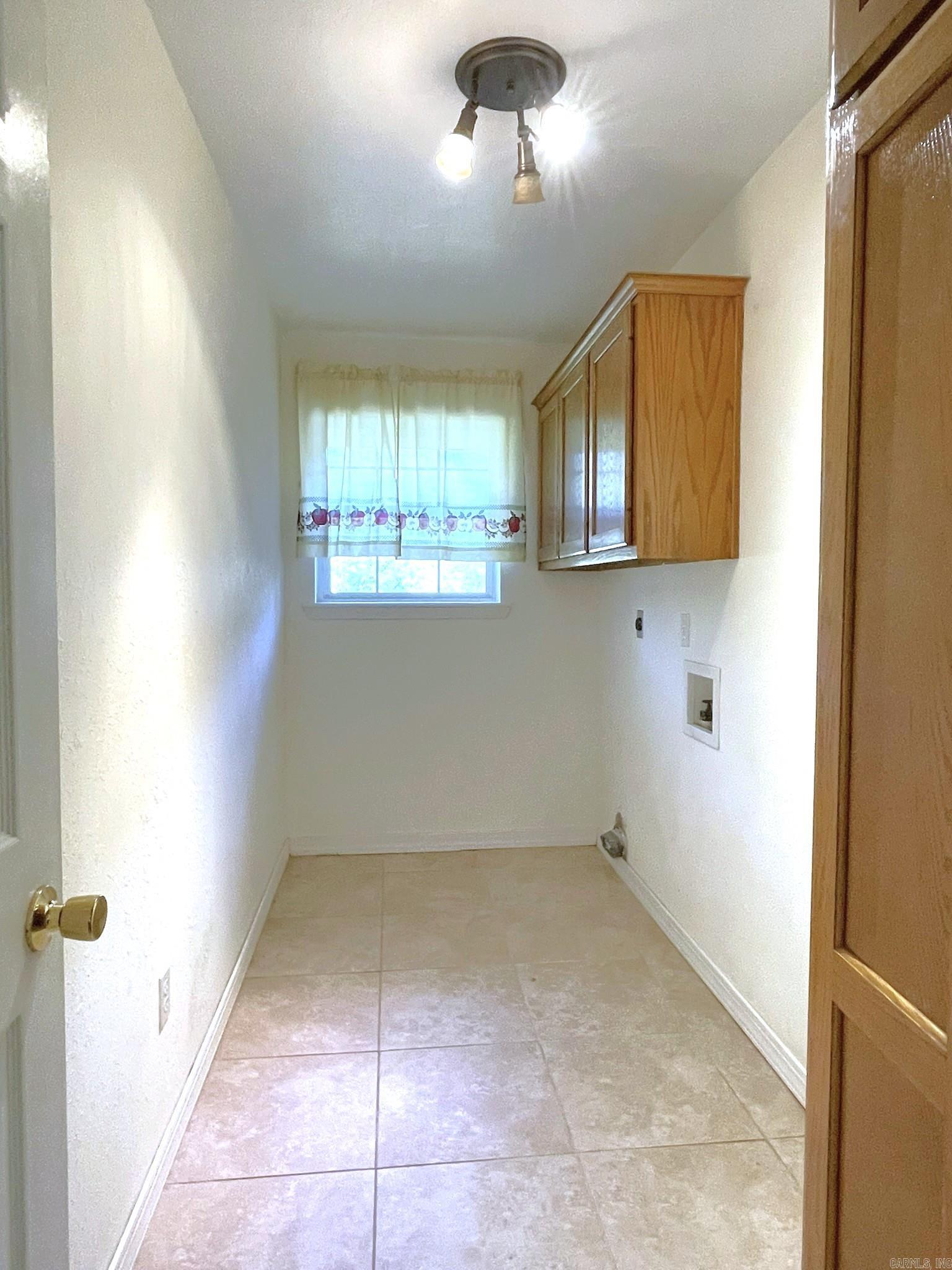 123 Folsom  Mena, AR