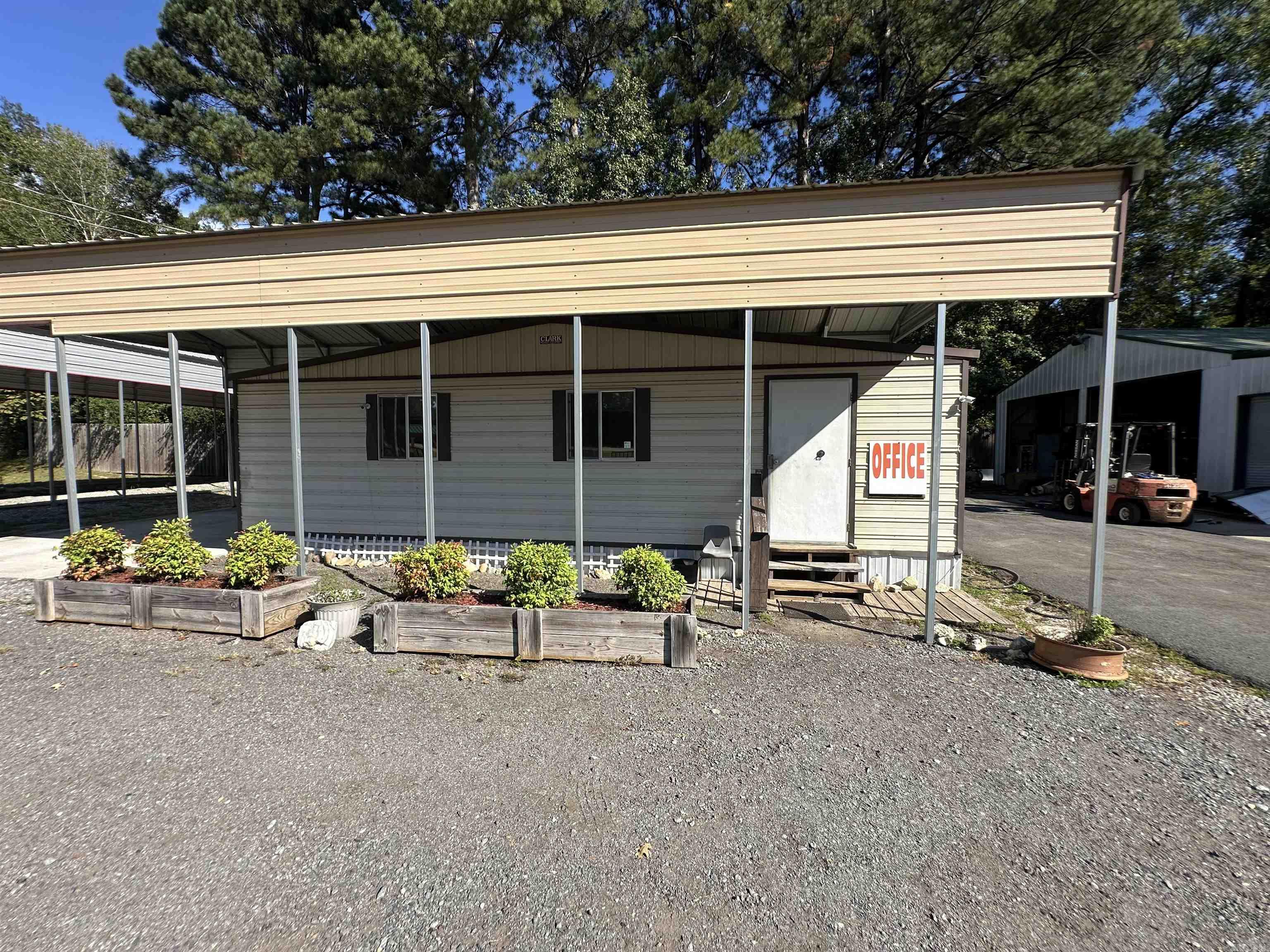 3538 N Hwy 167  Sheridan, AR