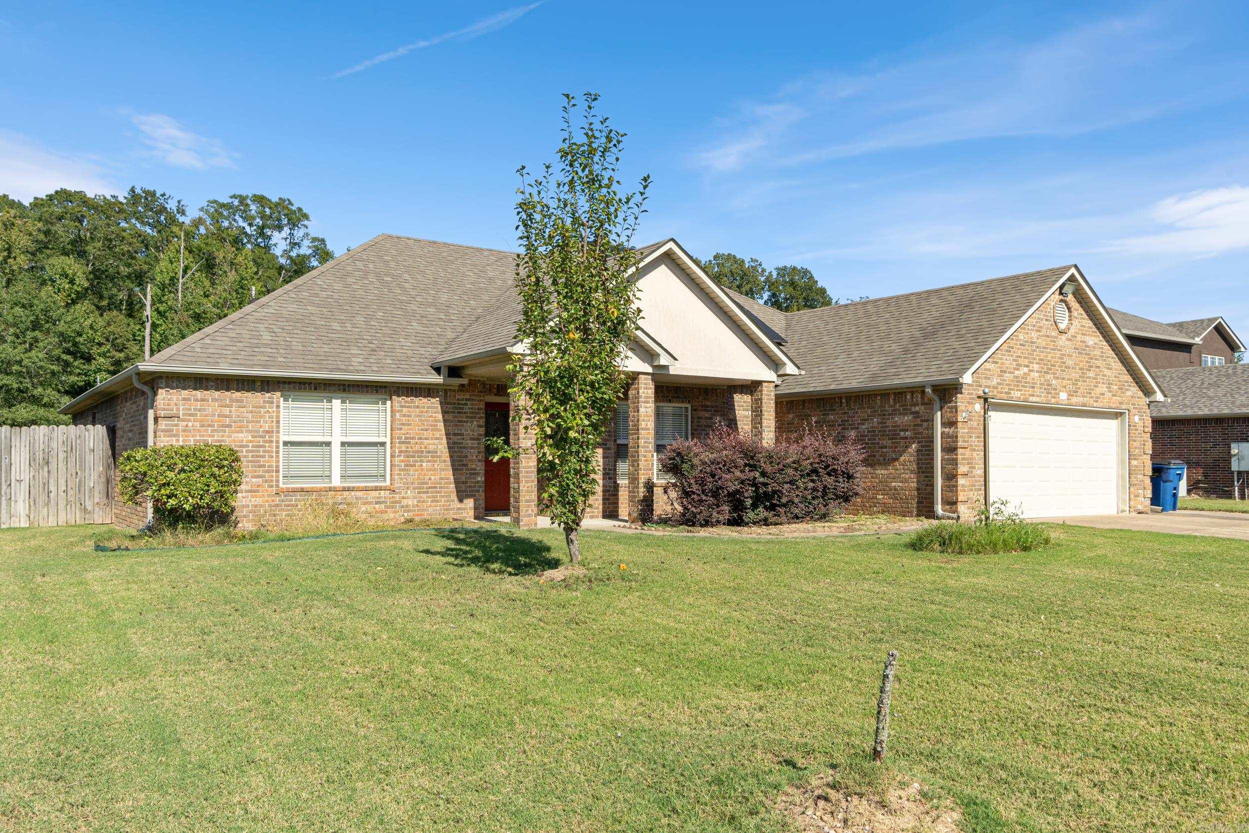 83 Earnhardt  Cabot, AR