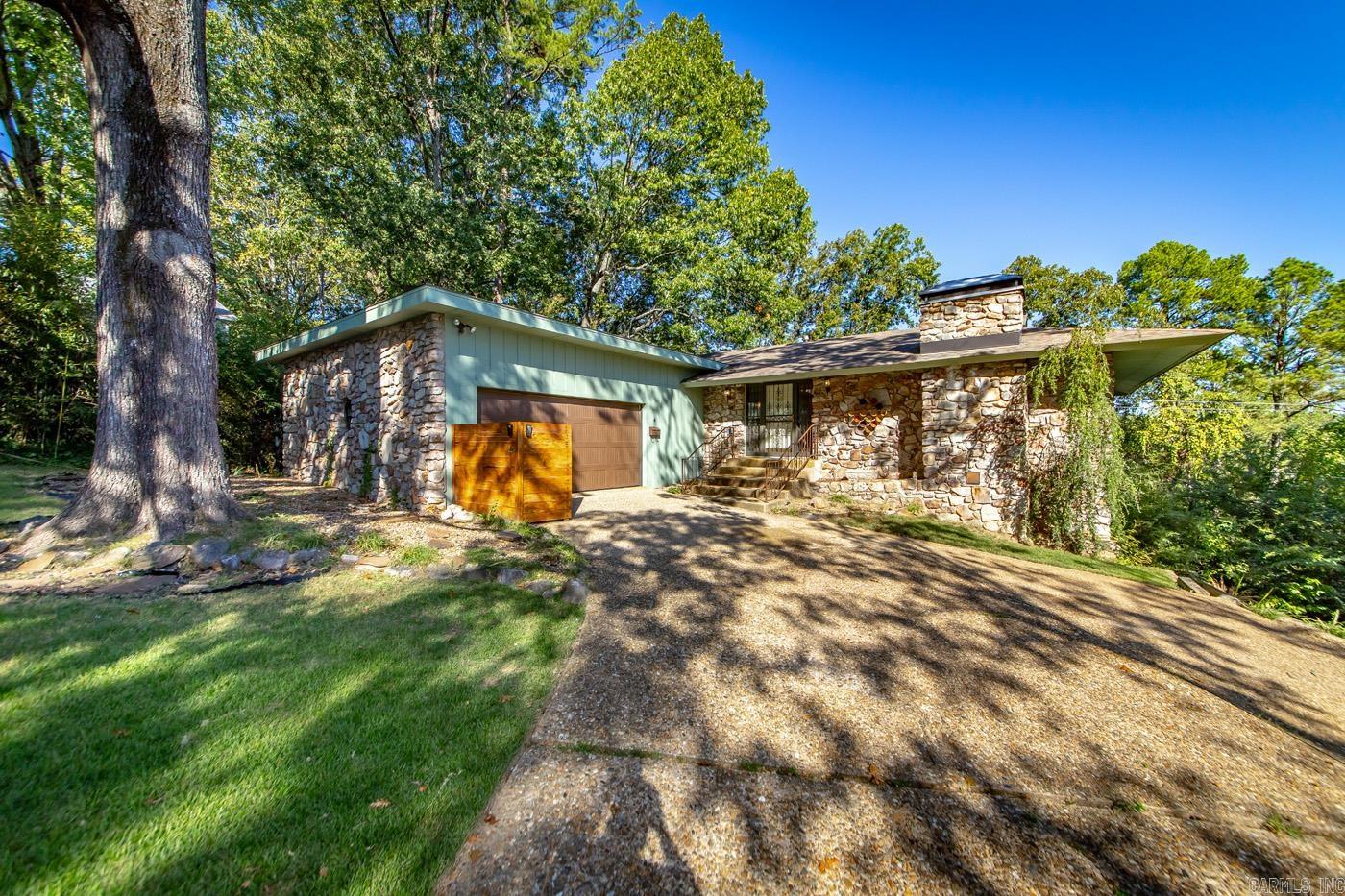 4 Flintwood Dr  Little Rock, AR