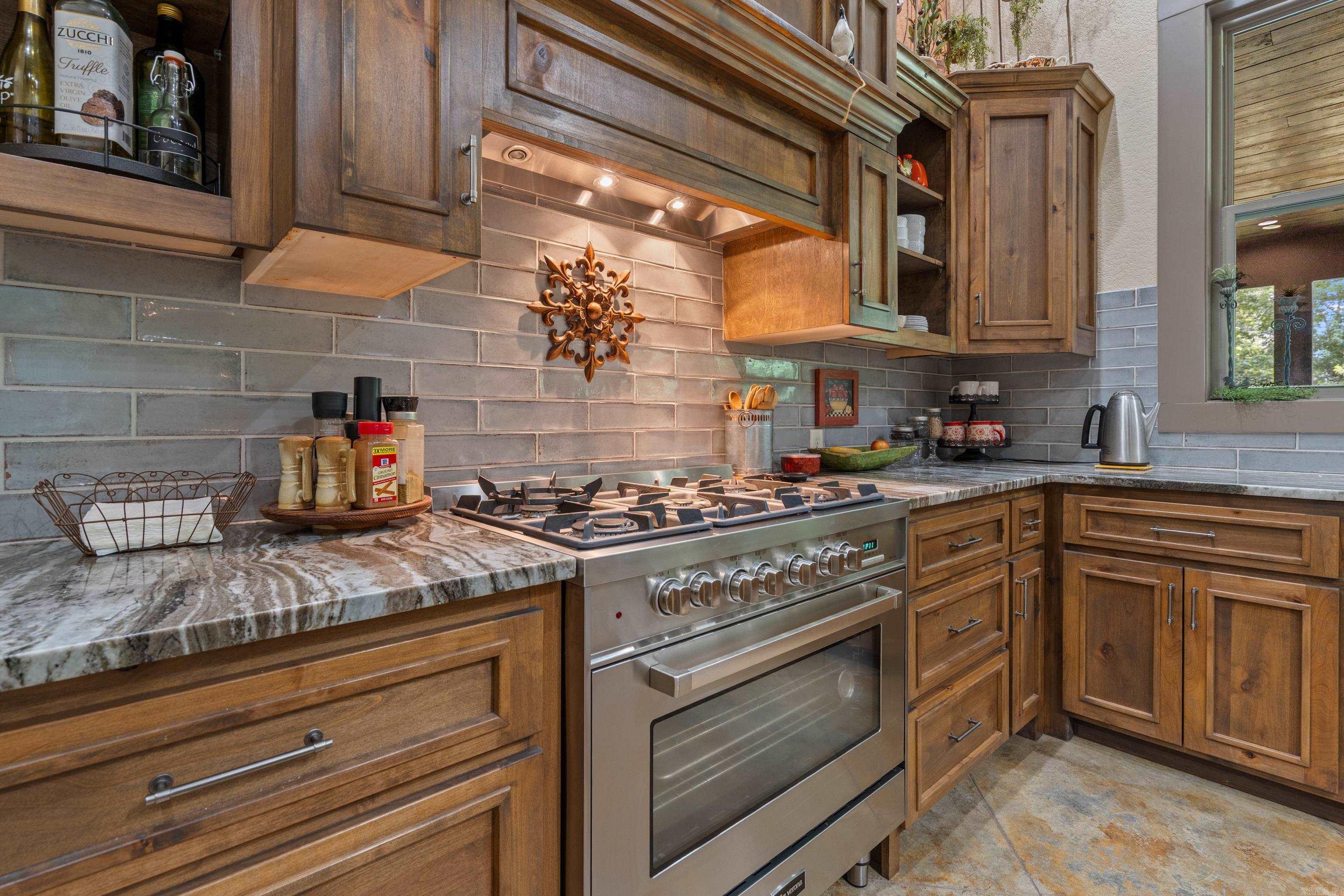 130 Rockdale  Hot Springs, AR