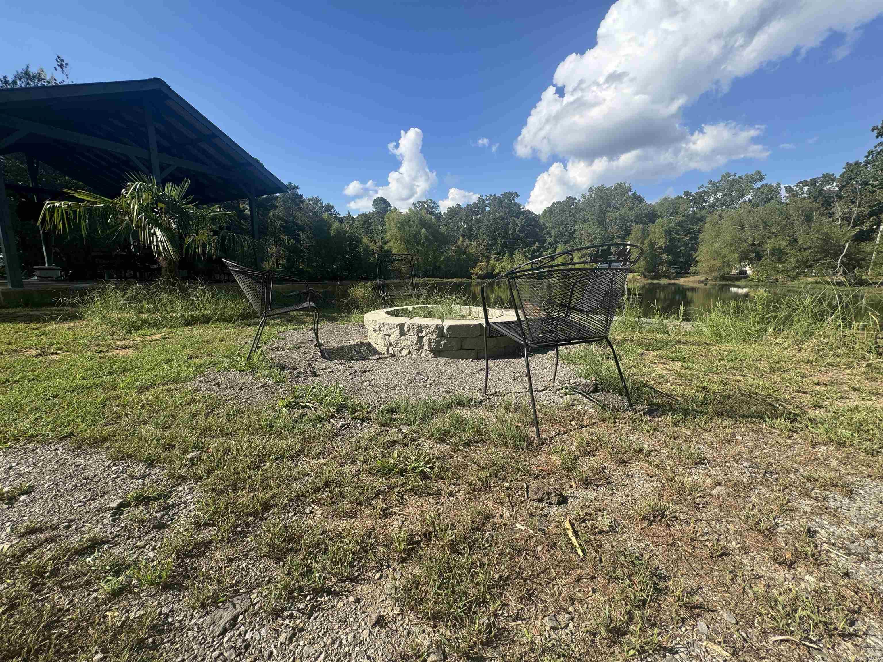 881 N 15  Lonoke, AR