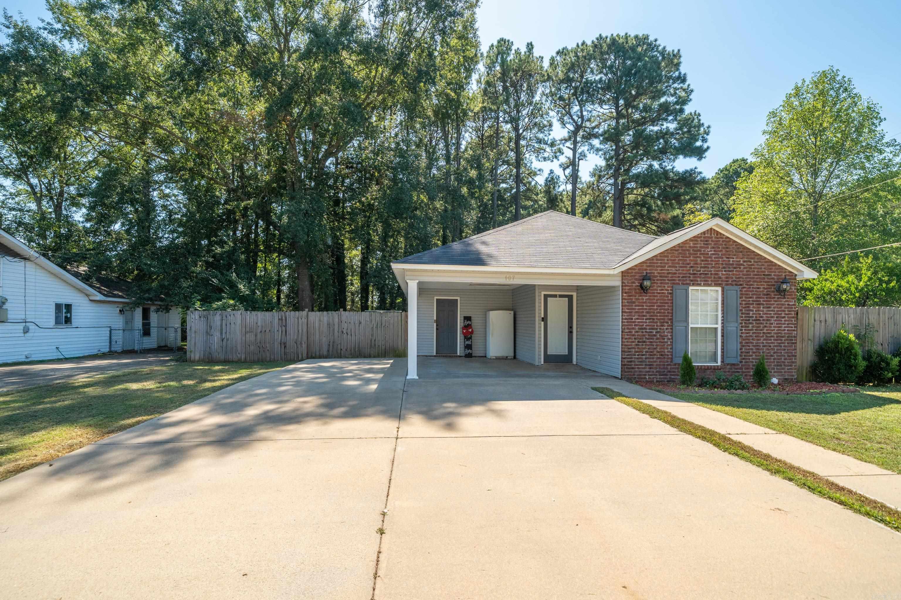 107 E Sunset  Sheridan, AR