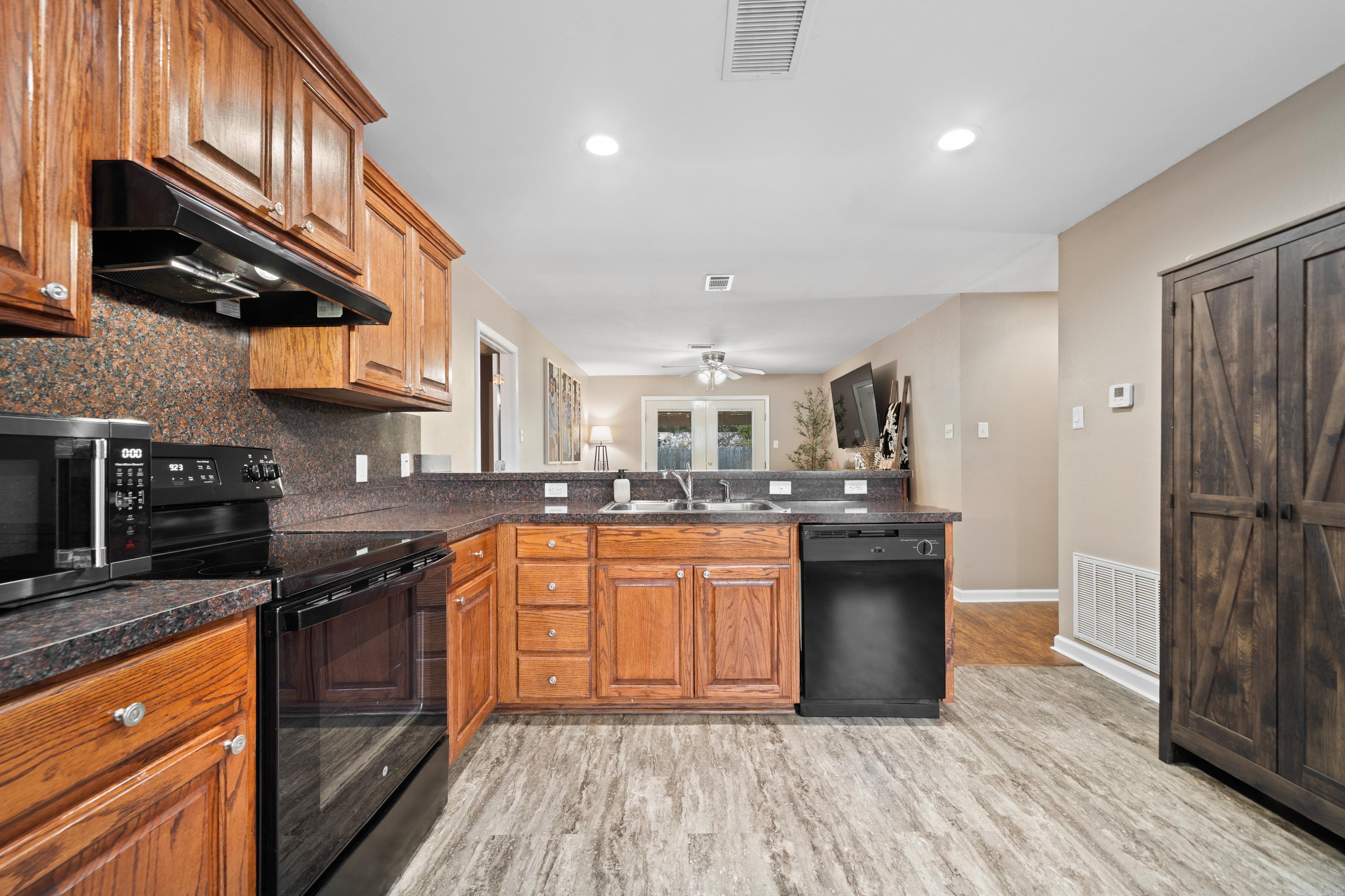 107 E Sunset  Sheridan, AR