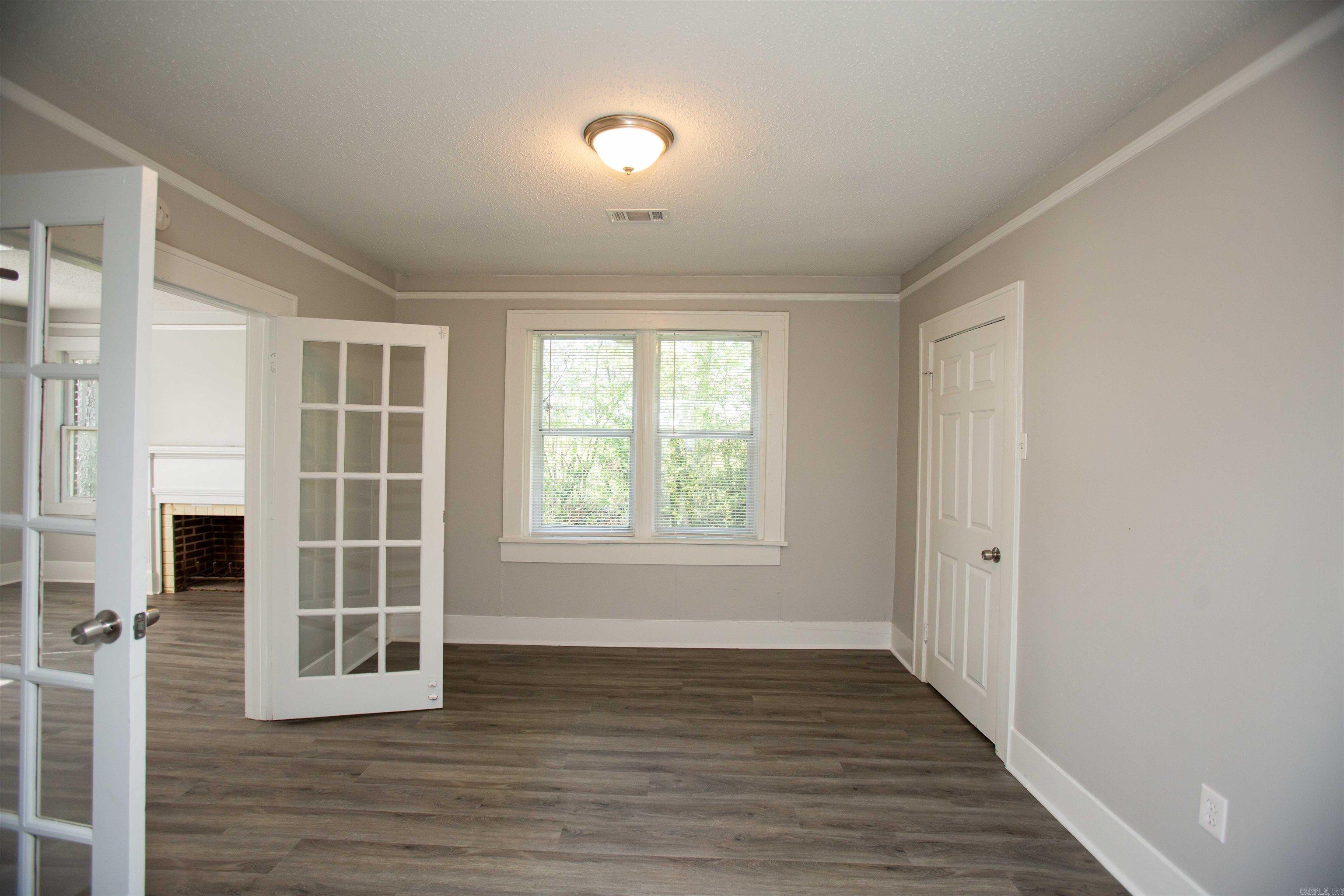 2123 Bragg  Little Rock, AR