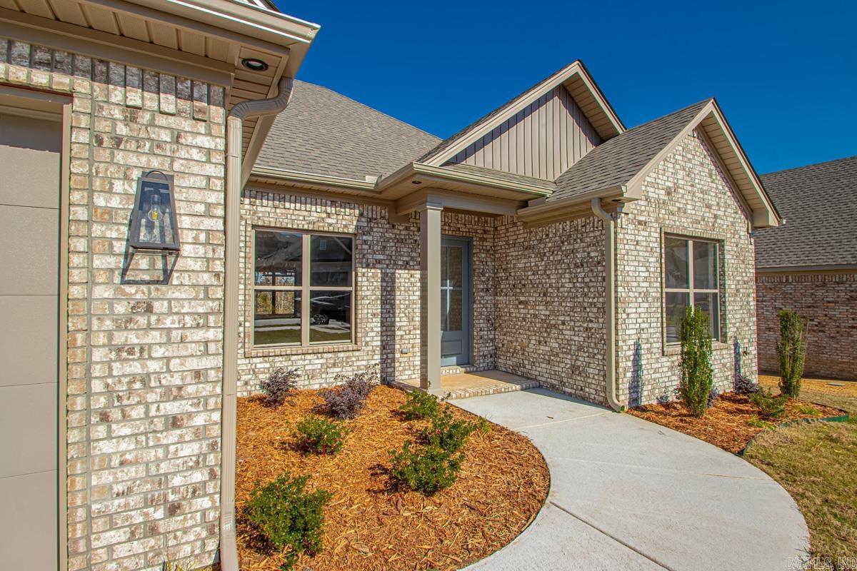 564 Valley Oak  Sherwood, AR