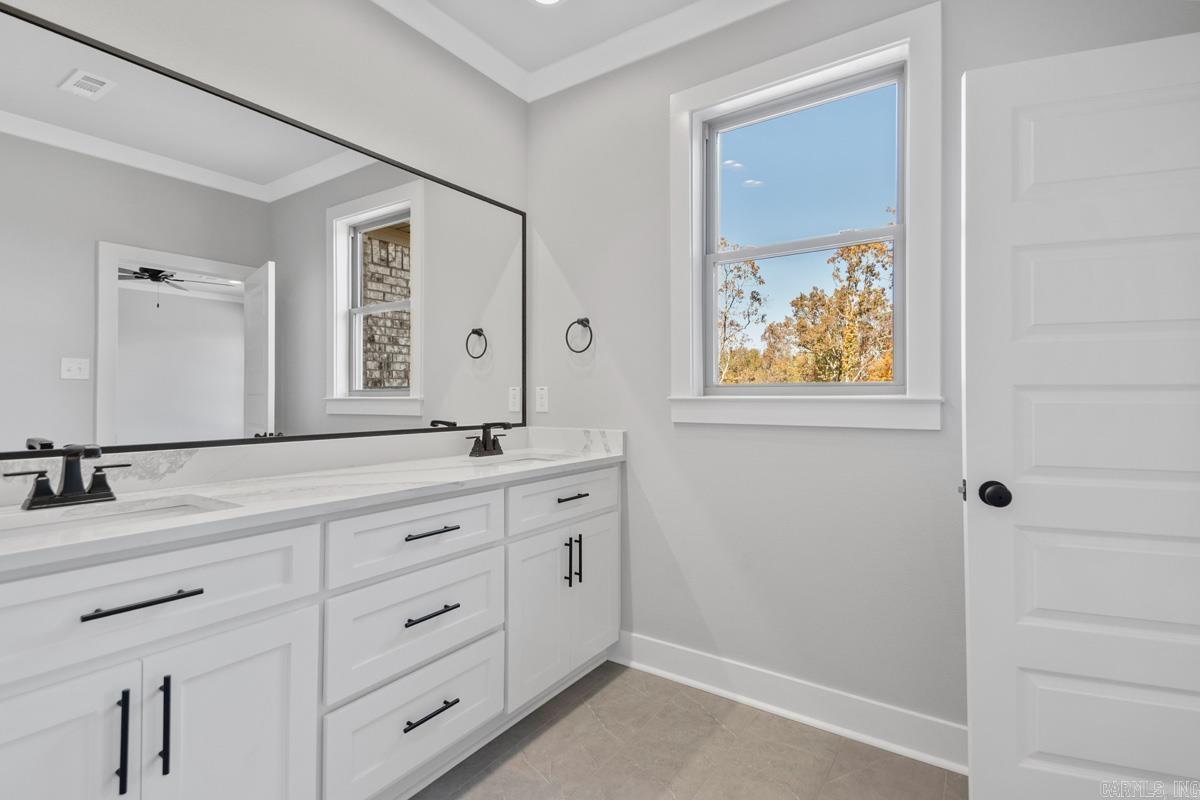 564 Valley Oak  Sherwood, AR