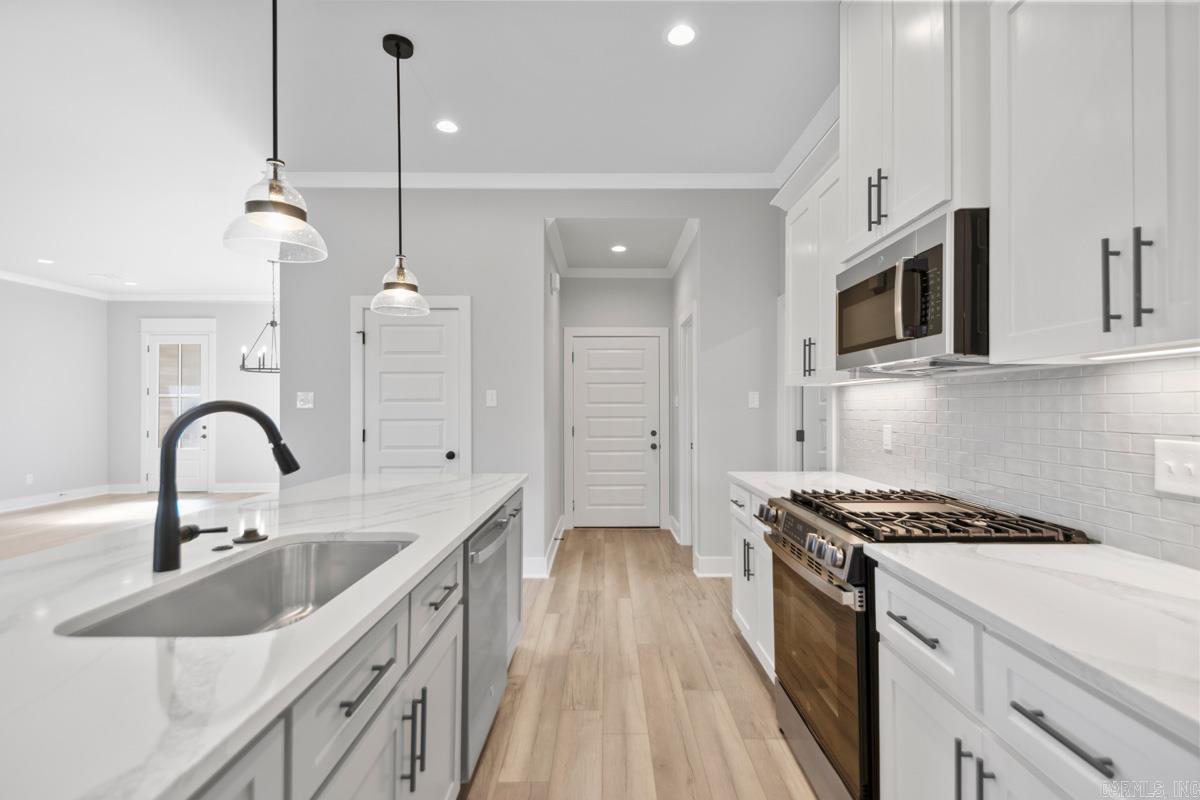 564 Valley Oak  Sherwood, AR