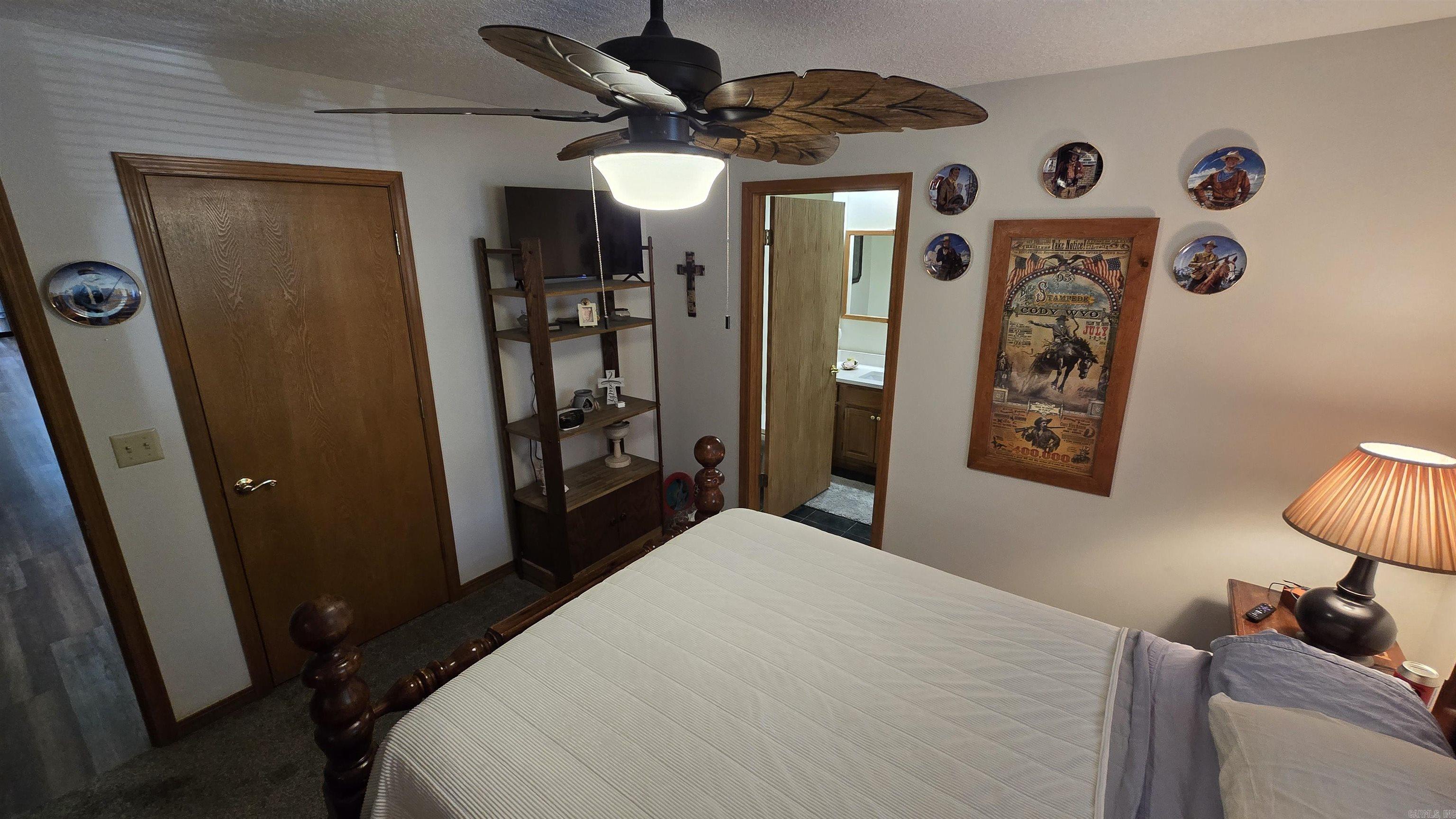 459 Mountain Ranch  Fairfield Bay, AR