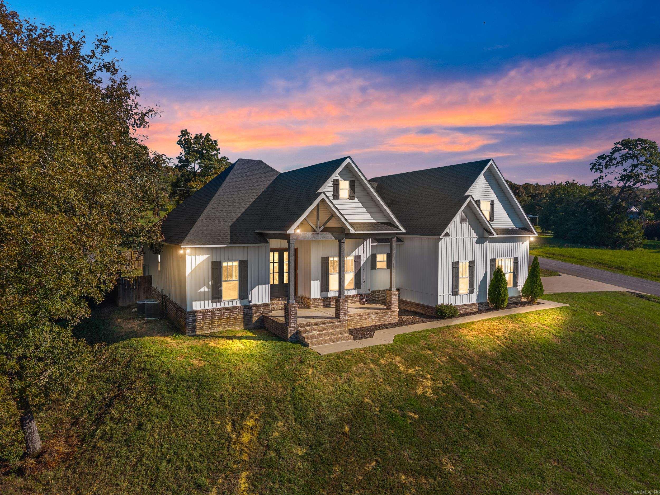 9 Castlepines  Greenbrier, AR