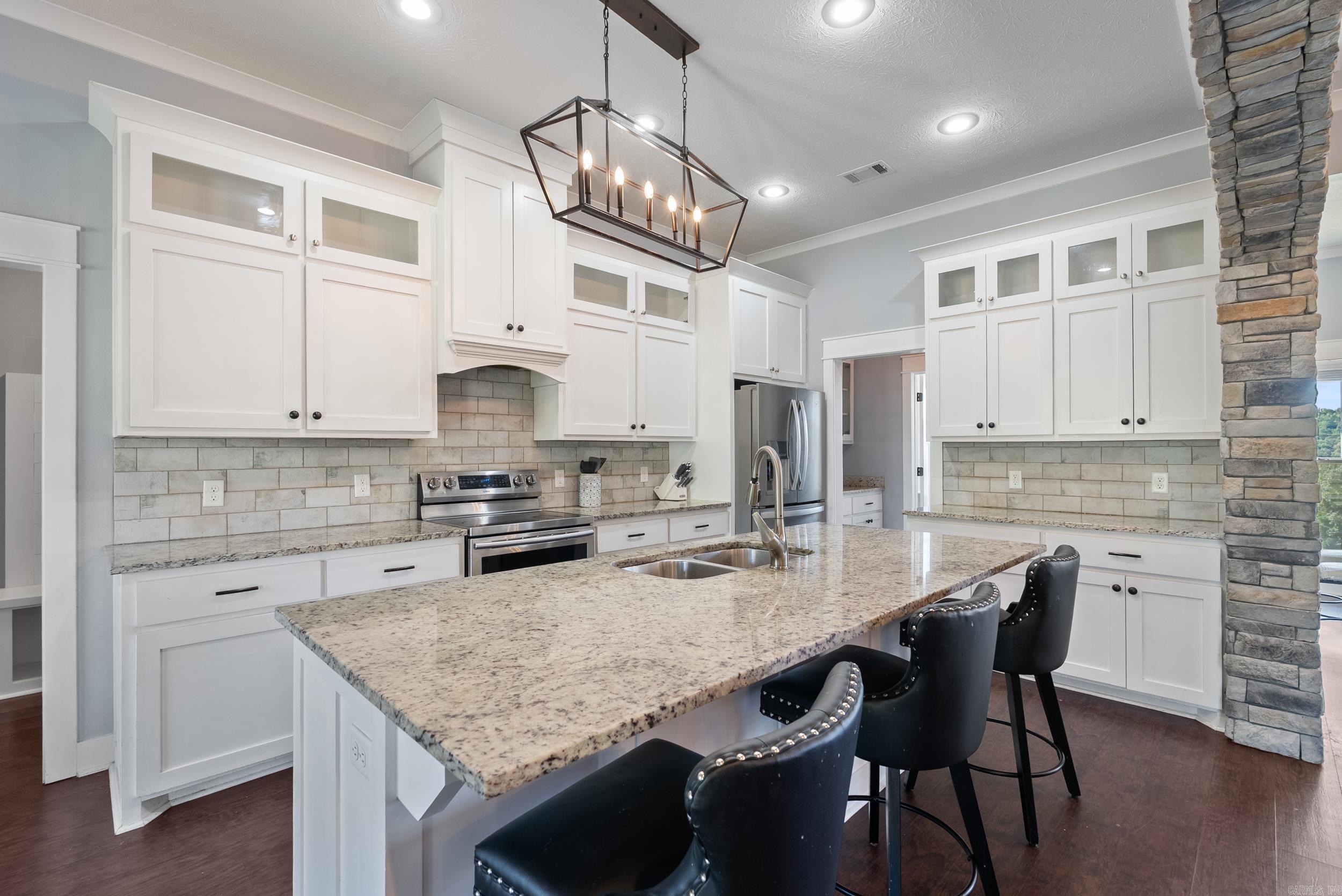 9 Castlepines  Greenbrier, AR