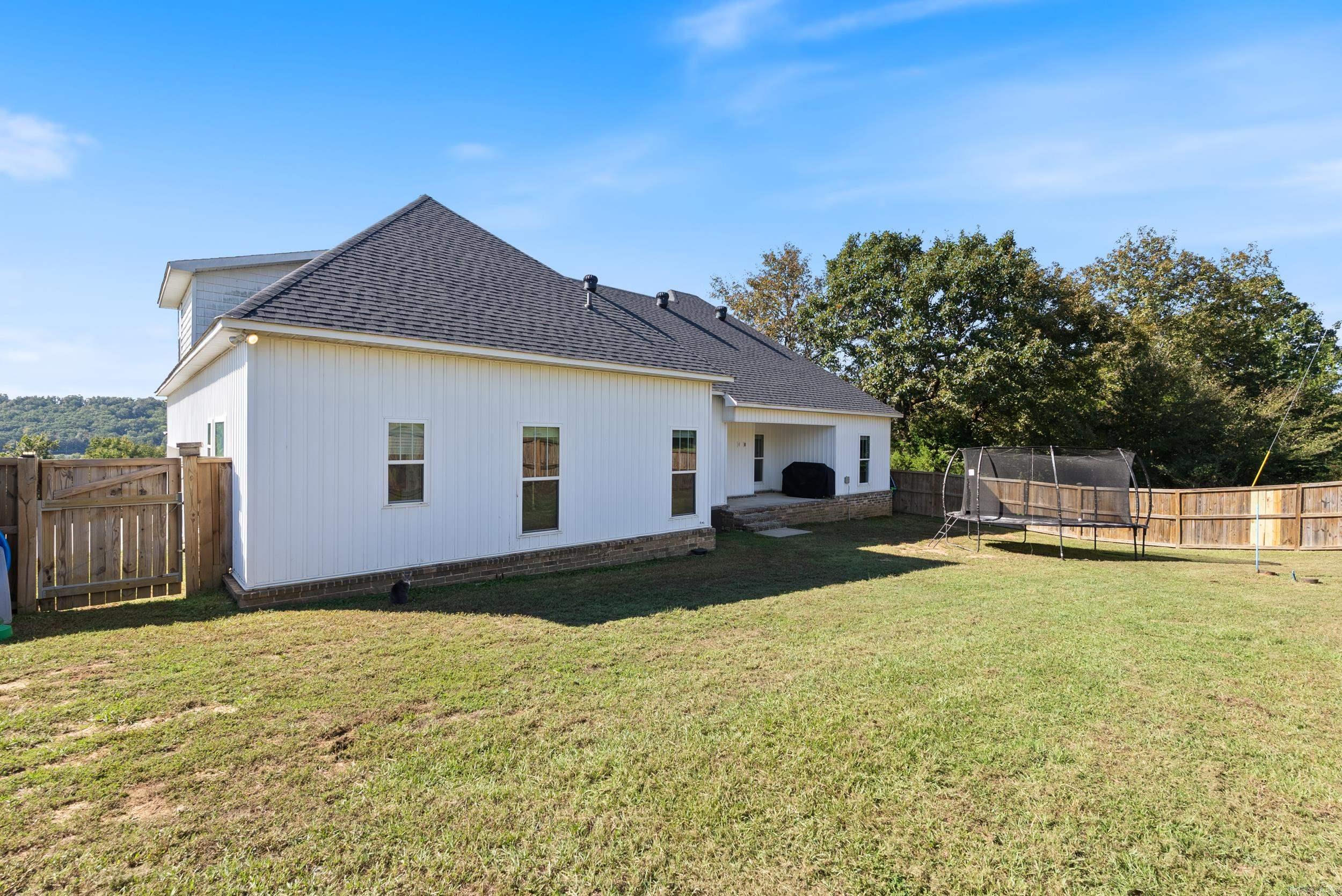 9 Castlepines  Greenbrier, AR