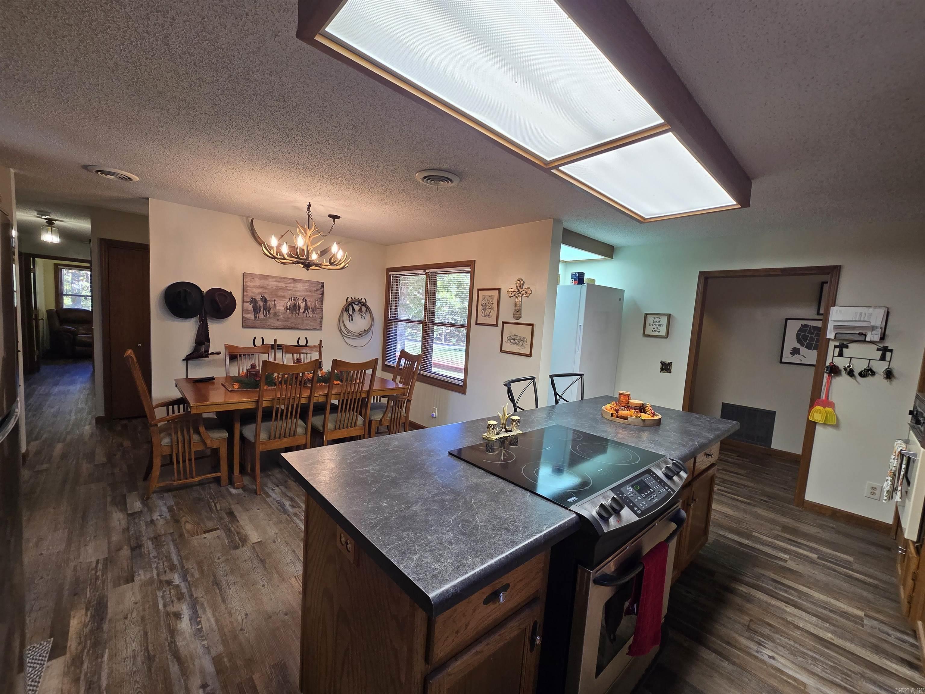 329 CR 231  Henderson, AR