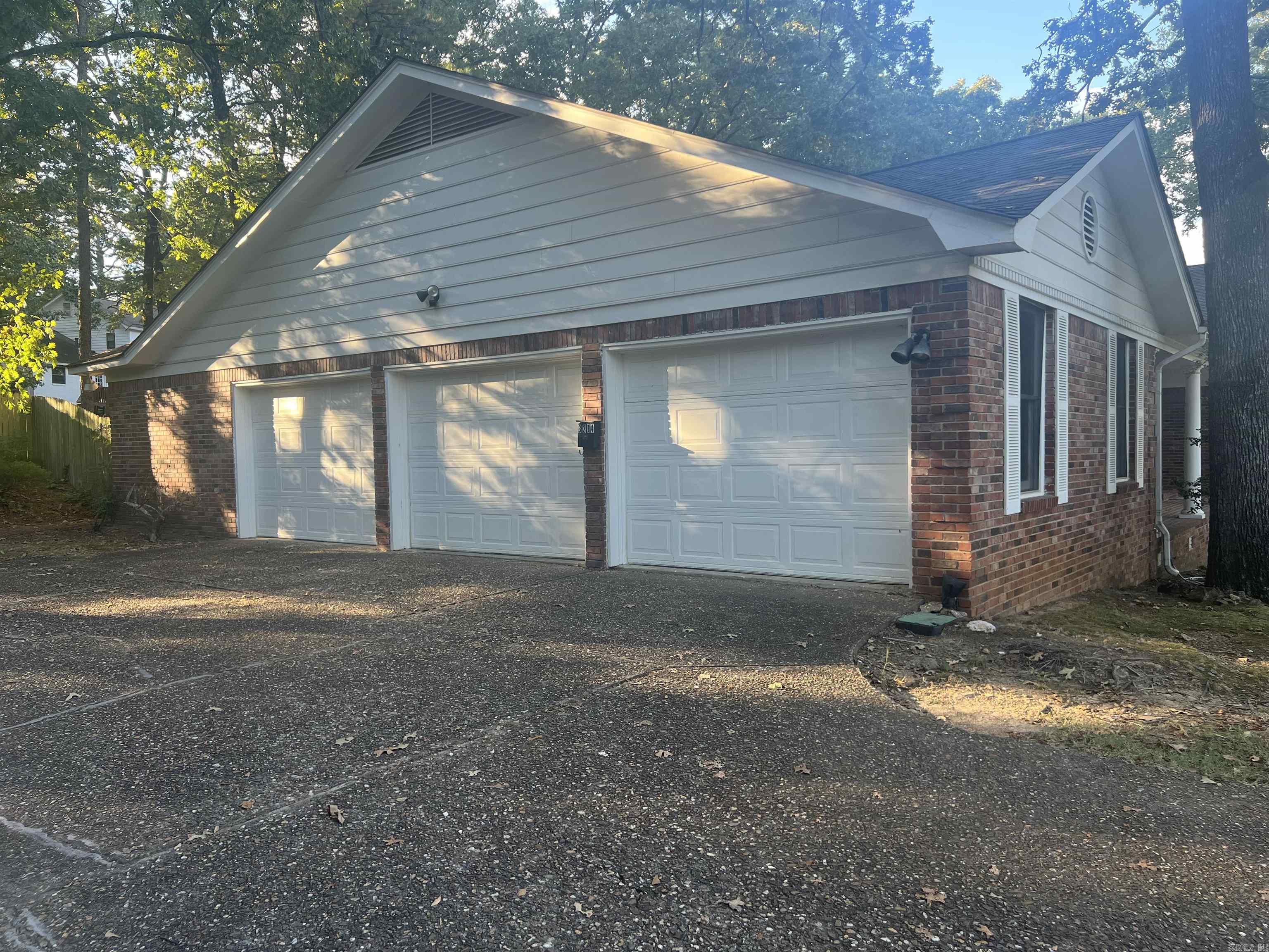 3214 N Rodney Paraham  Little Rock, AR