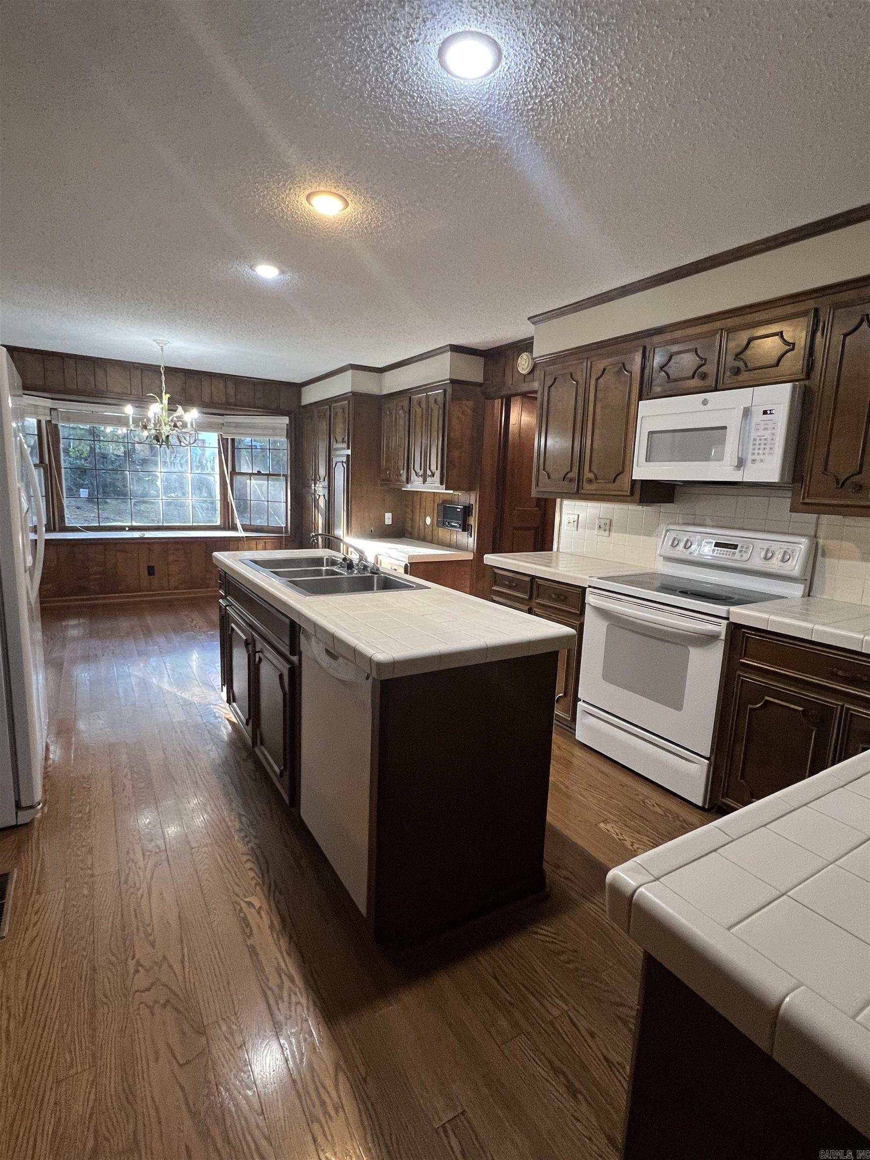 3214 N Rodney Paraham  Little Rock, AR