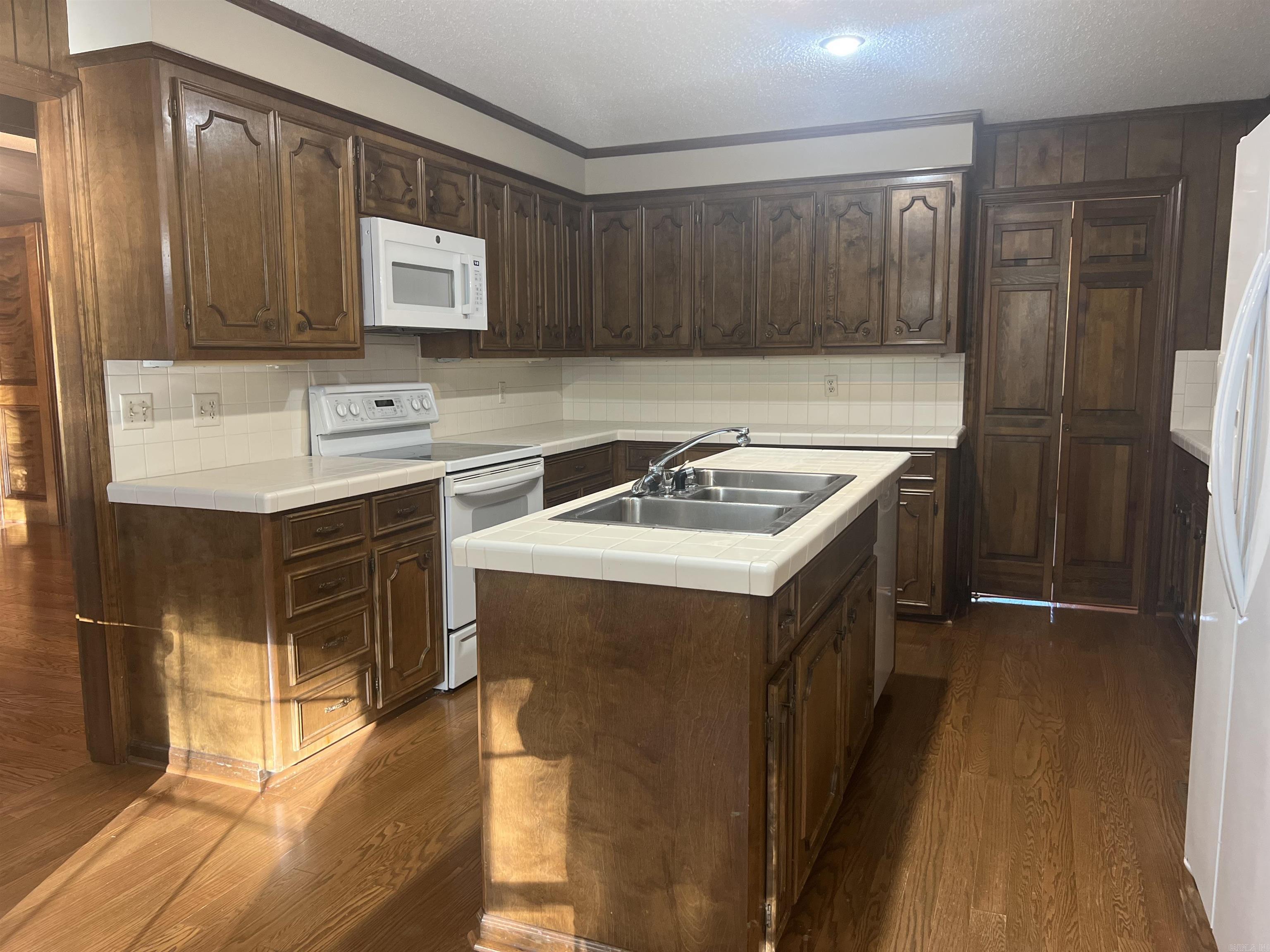 3214 N Rodney Paraham  Little Rock, AR