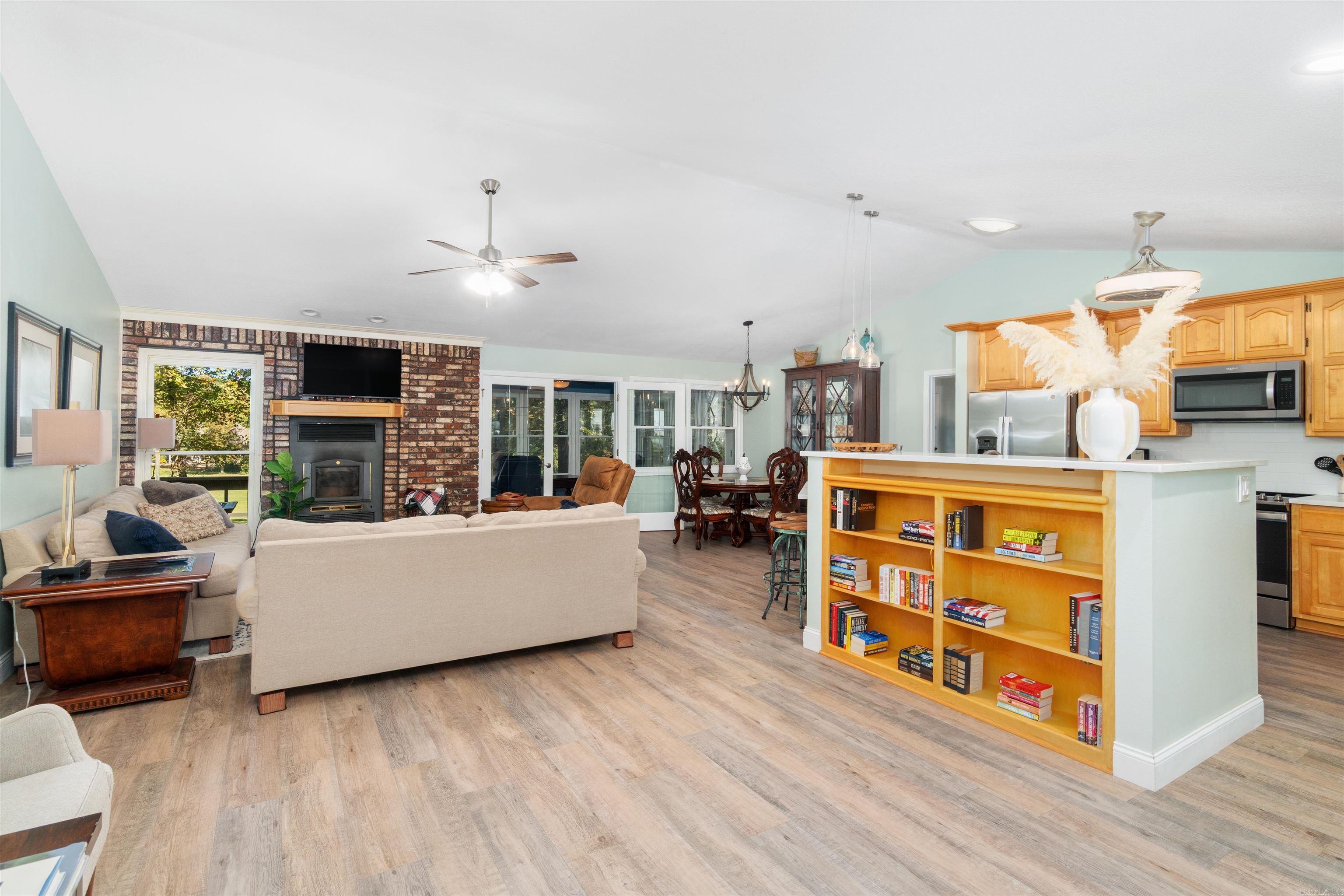 48 Pintuerero  Hot Springs Village, AR