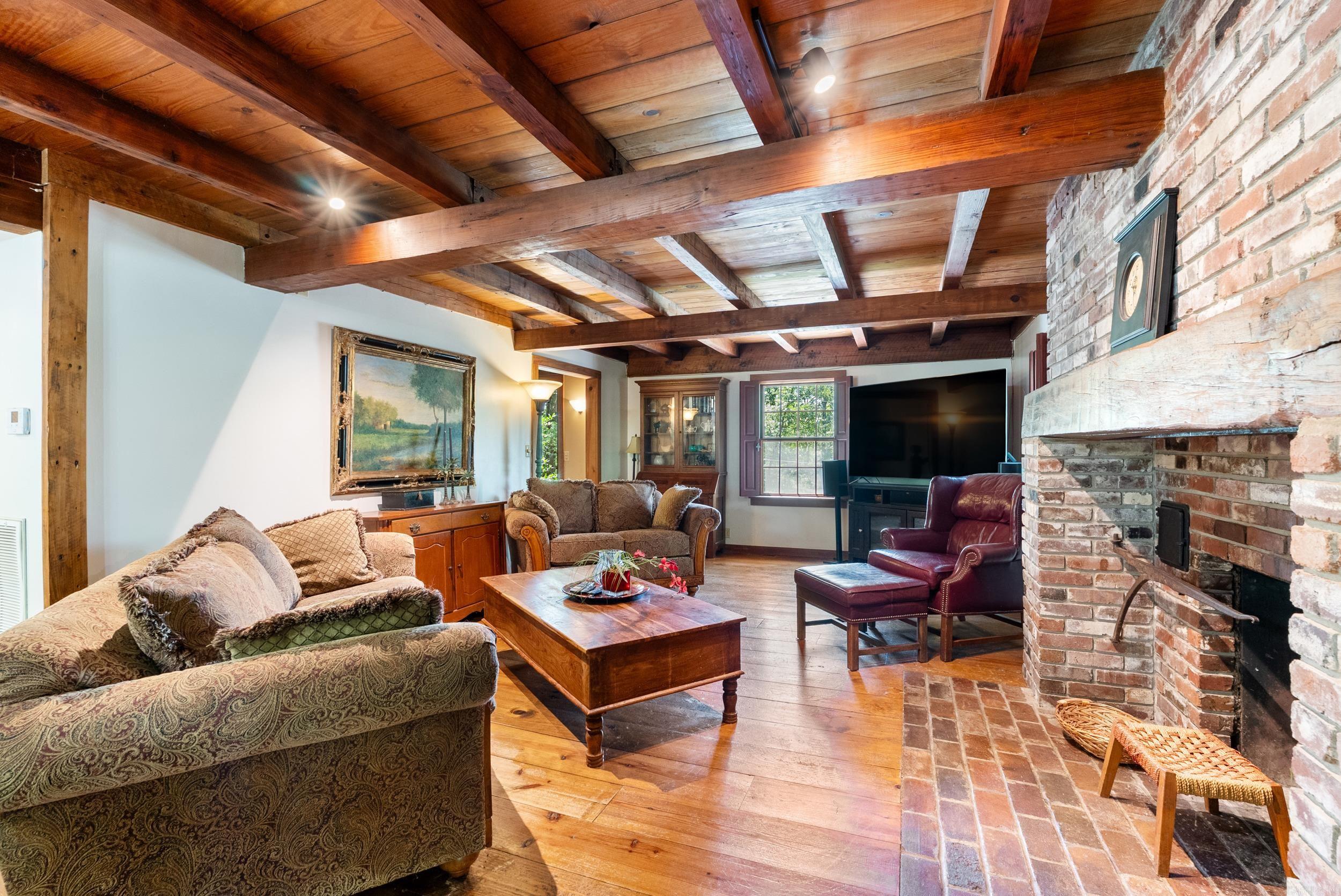 169 Canary  Hot Springs, AR