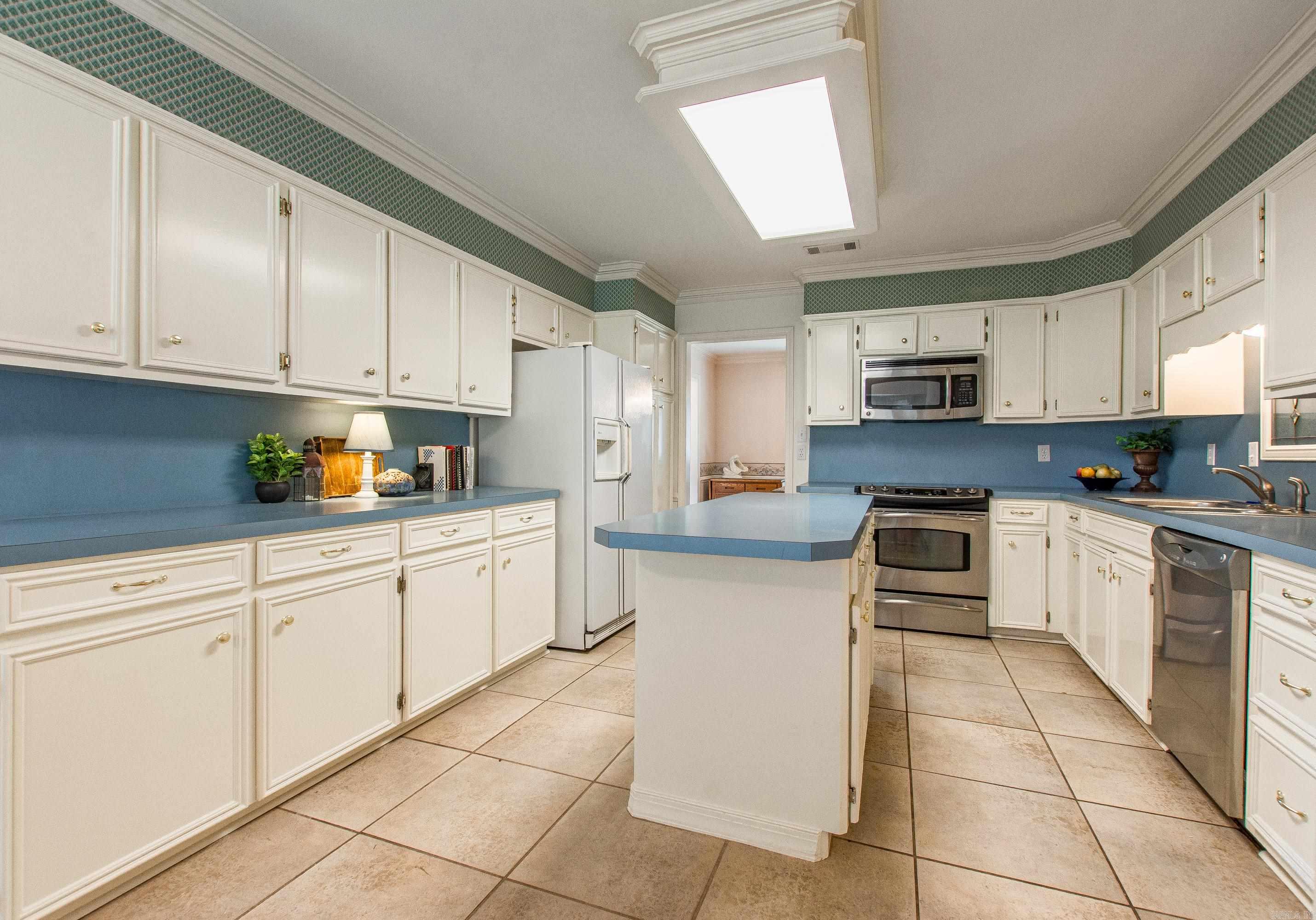 4521 Old Oak Dr  Little Rock, AR