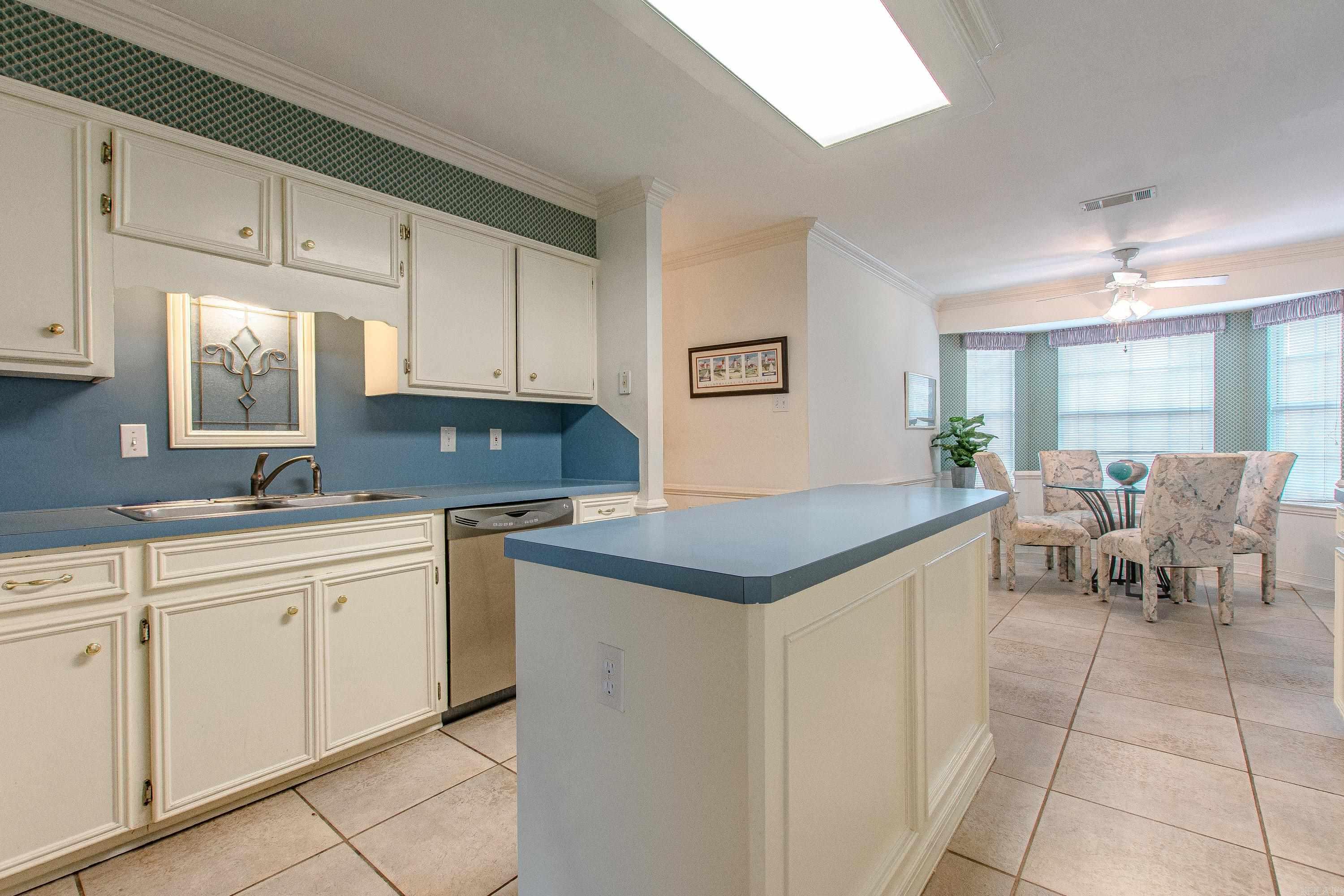 4521 Old Oak Dr  Little Rock, AR