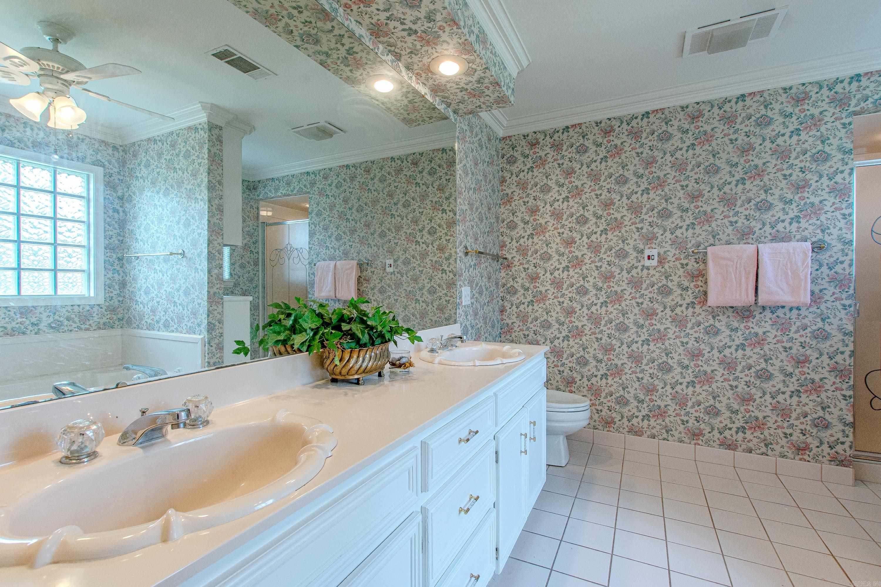 4521 Old Oak Dr  Little Rock, AR