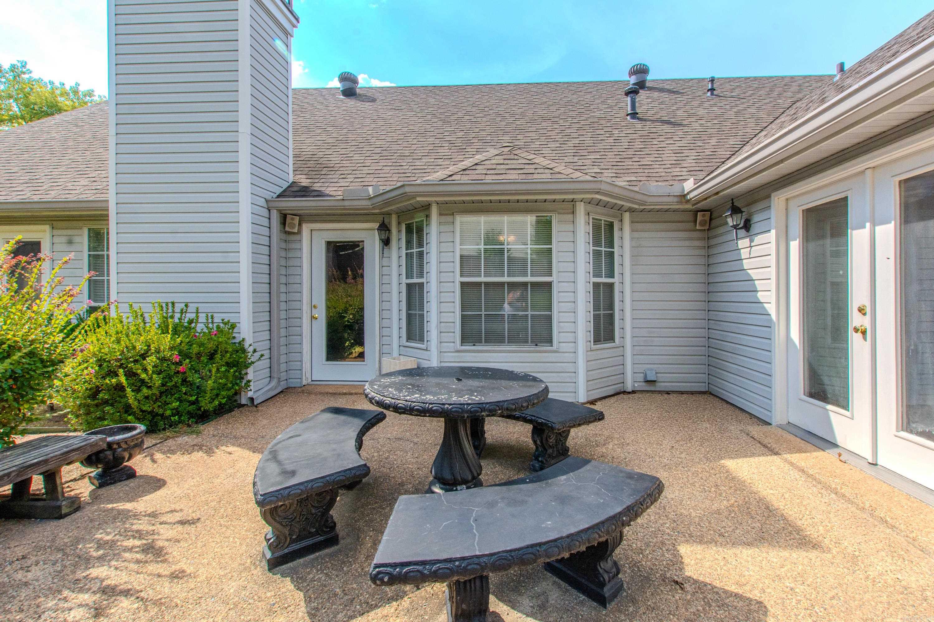 4521 Old Oak Dr  Little Rock, AR