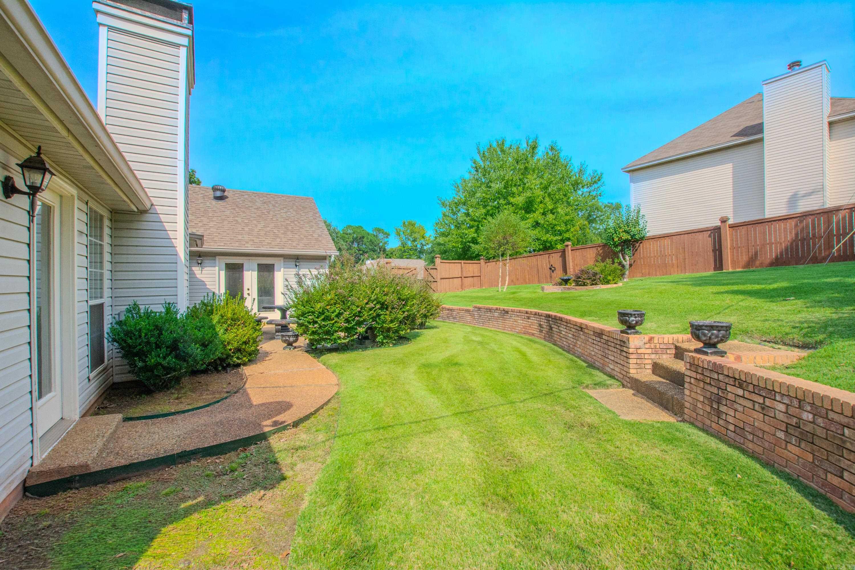 4521 Old Oak Dr  Little Rock, AR