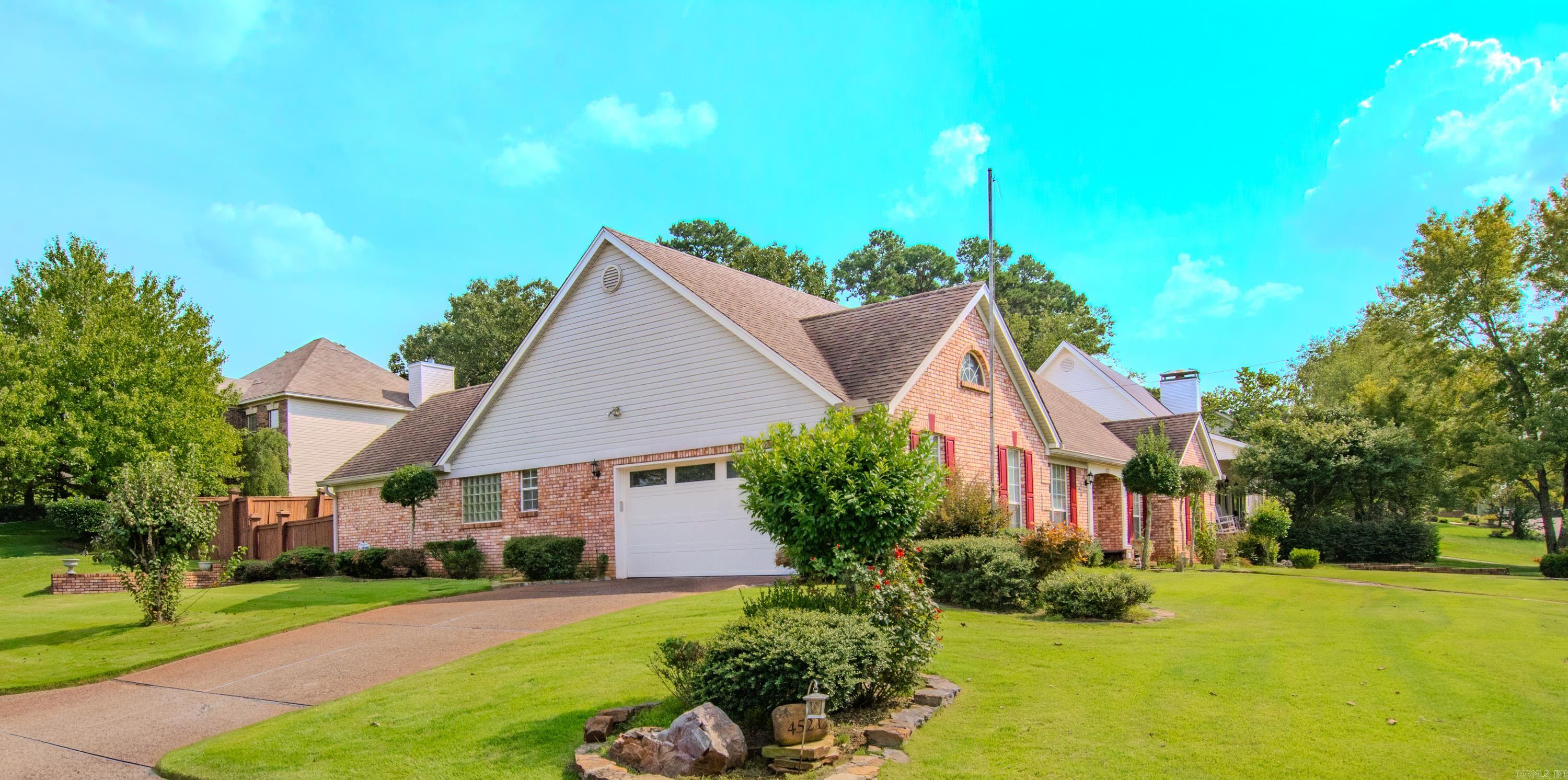 4521 Old Oak Dr  Little Rock, AR