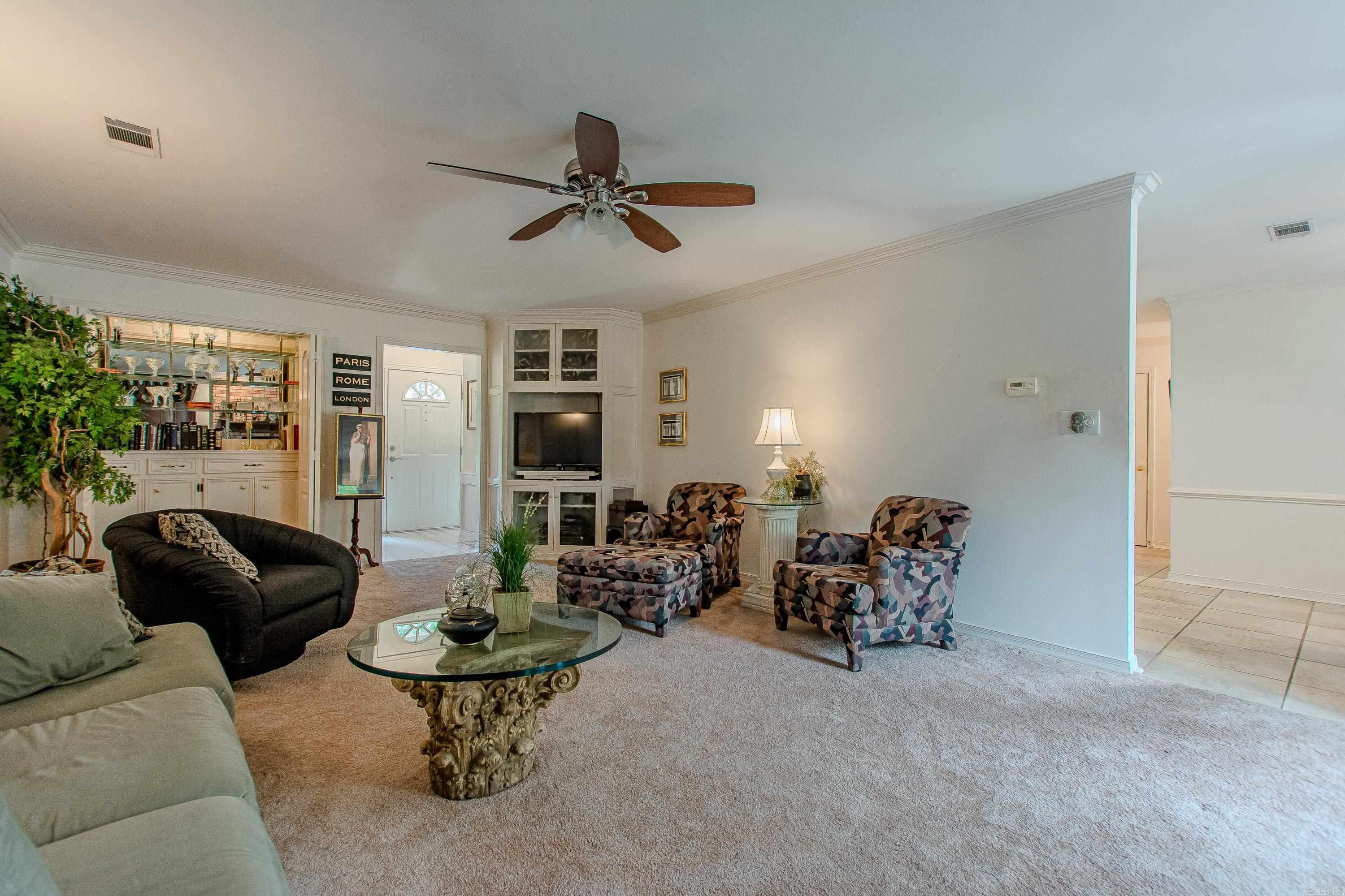 4521 Old Oak Dr  Little Rock, AR