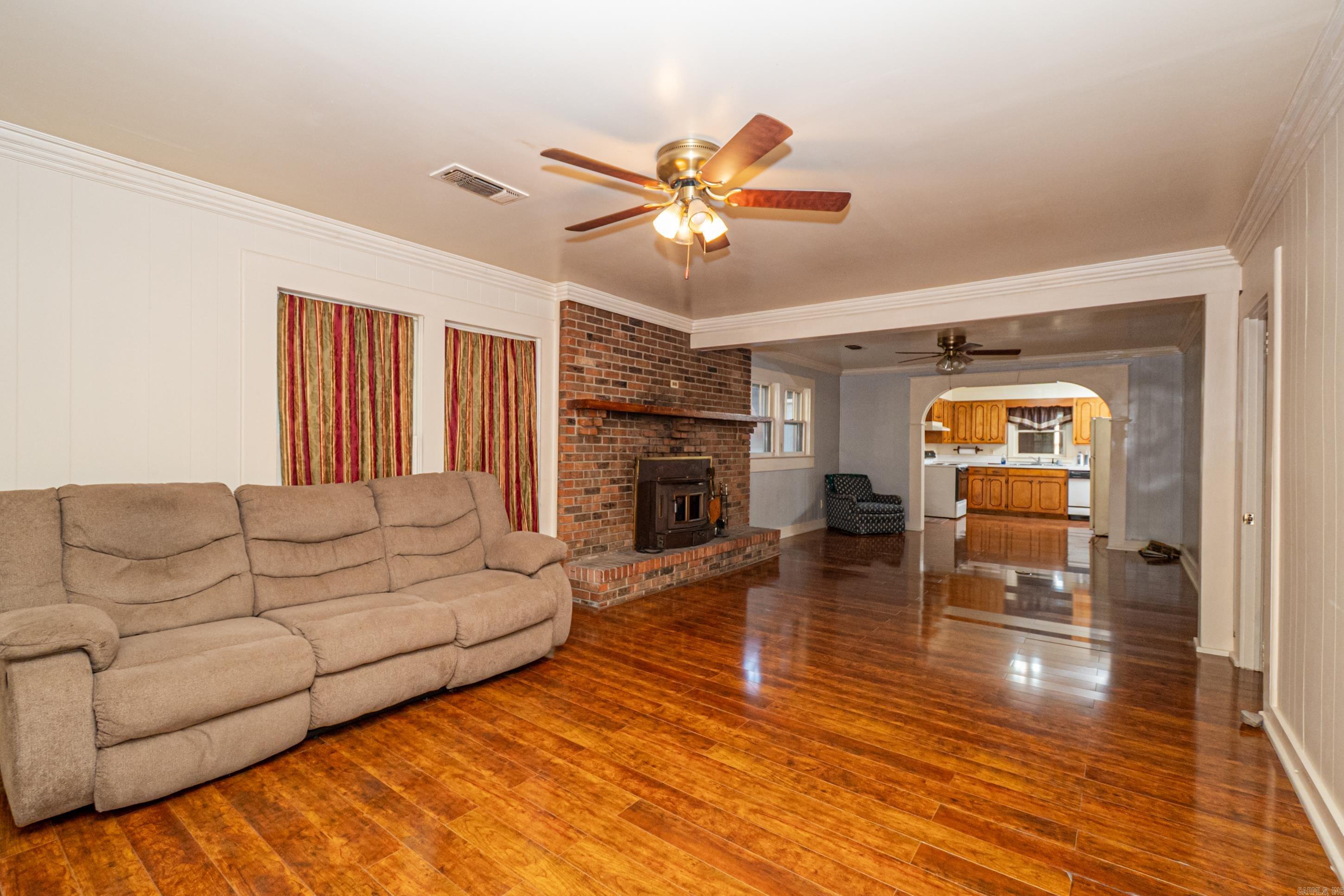 2710 Crain City Rd  El Dorado, AR
