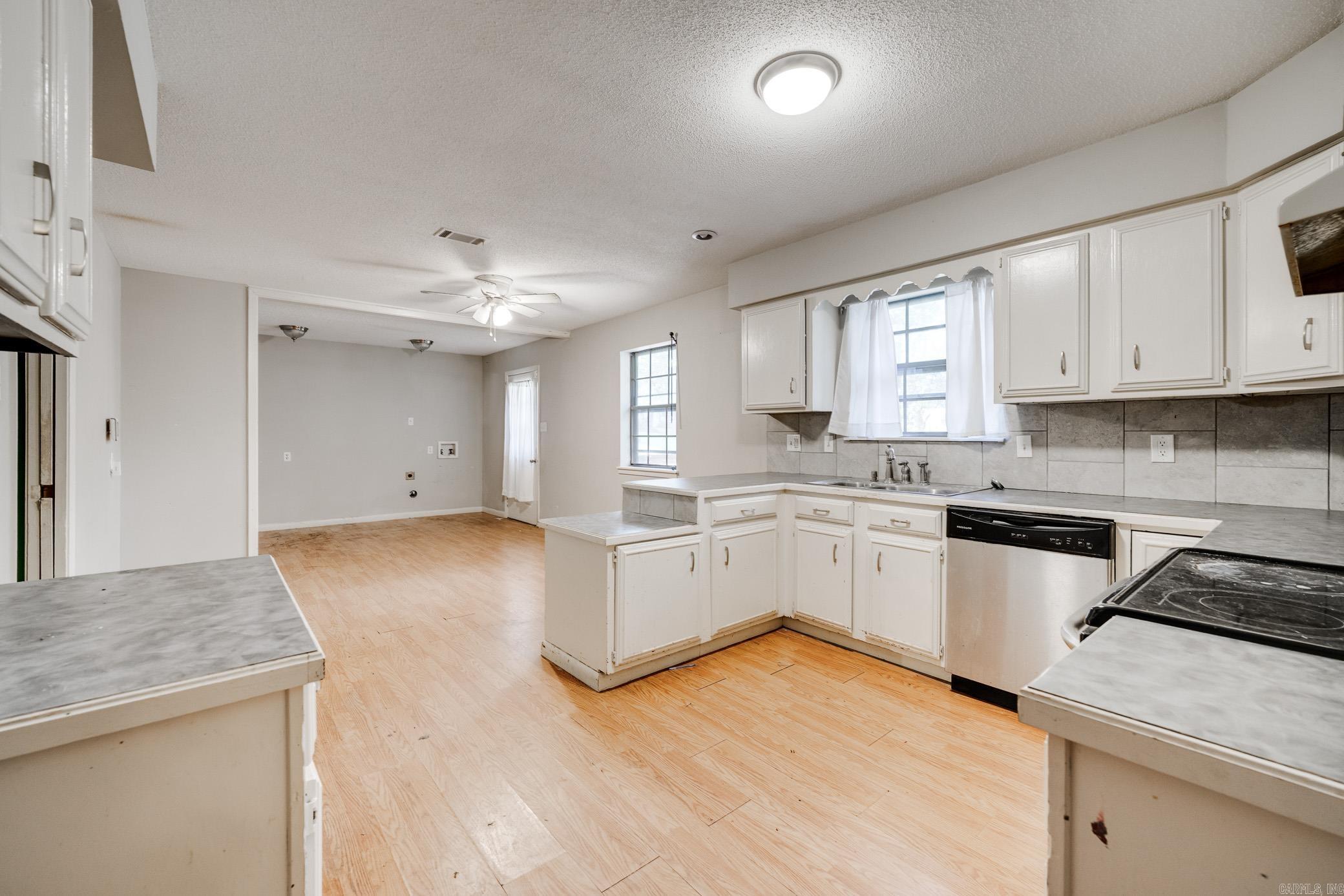 6312 Rolling Hills Dr  North Little Rock, AR