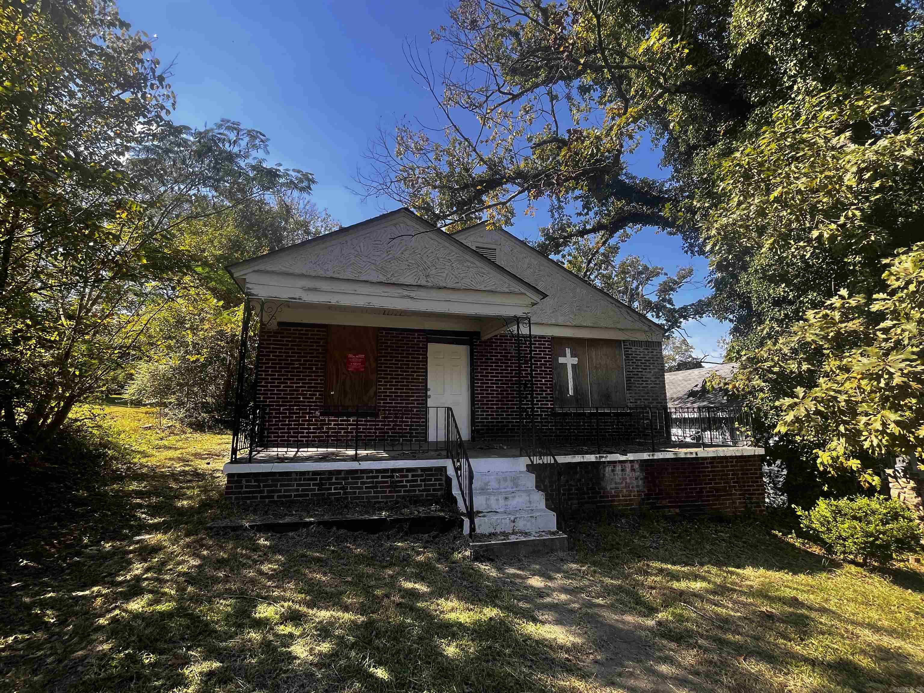 1806 Johnson  Little Rock, AR