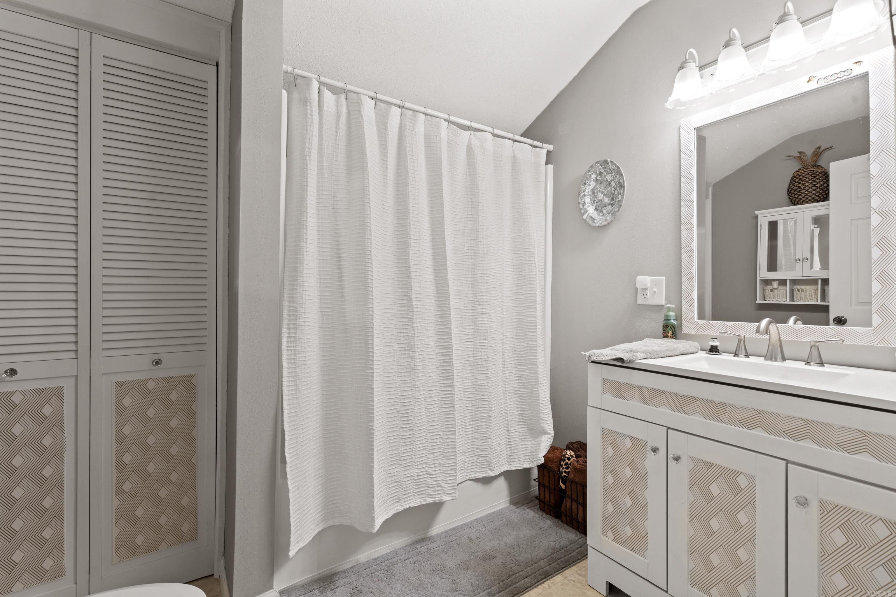4192 Sycamore Dr  Bismarck, AR